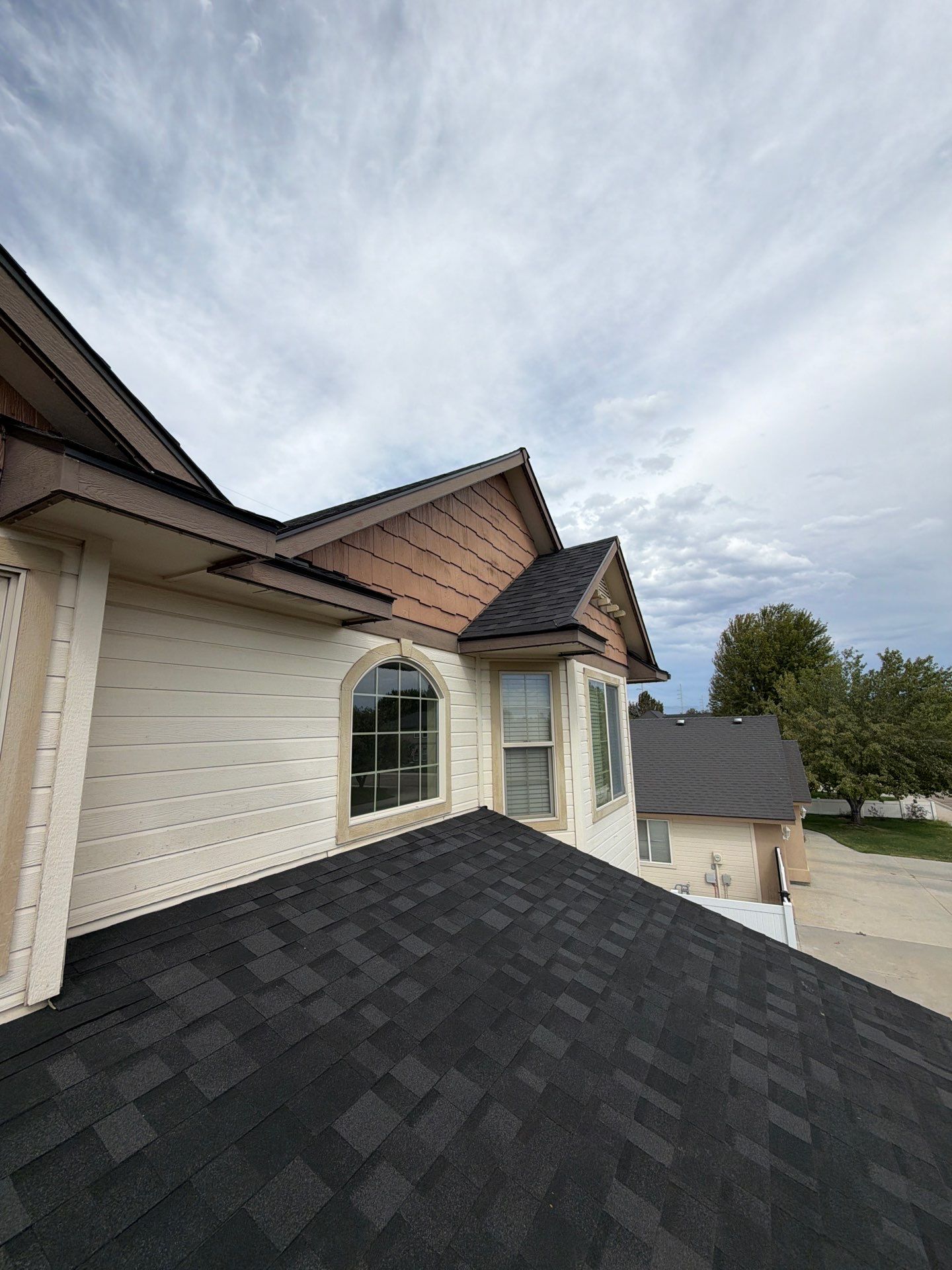 Full Residential Roof Replacement with Architectural Shingles in Meridian by Olive Roofing