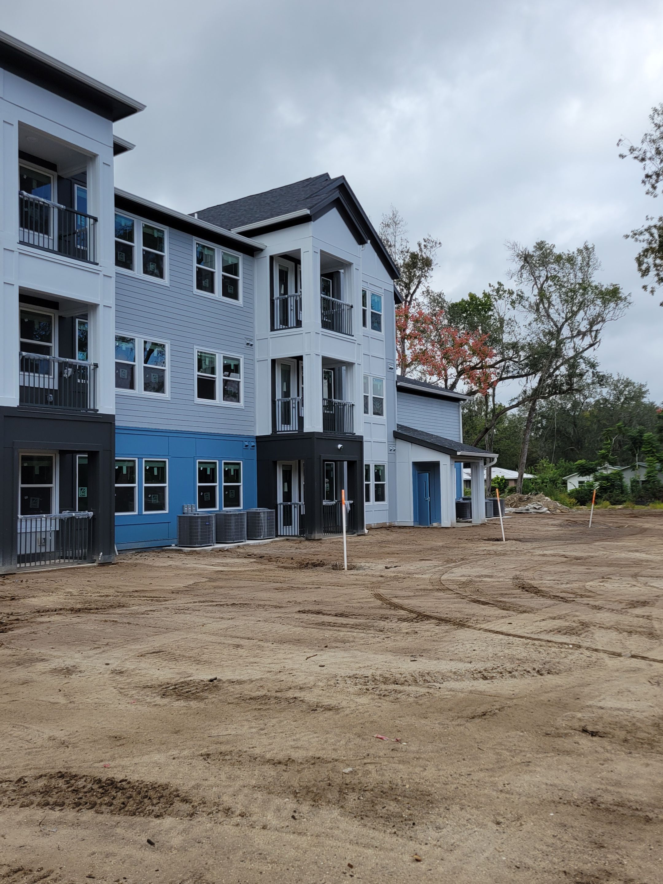 7-Inch Seamless Gutters for Large Roofs in Daytona Beach FL by Gutter Professors