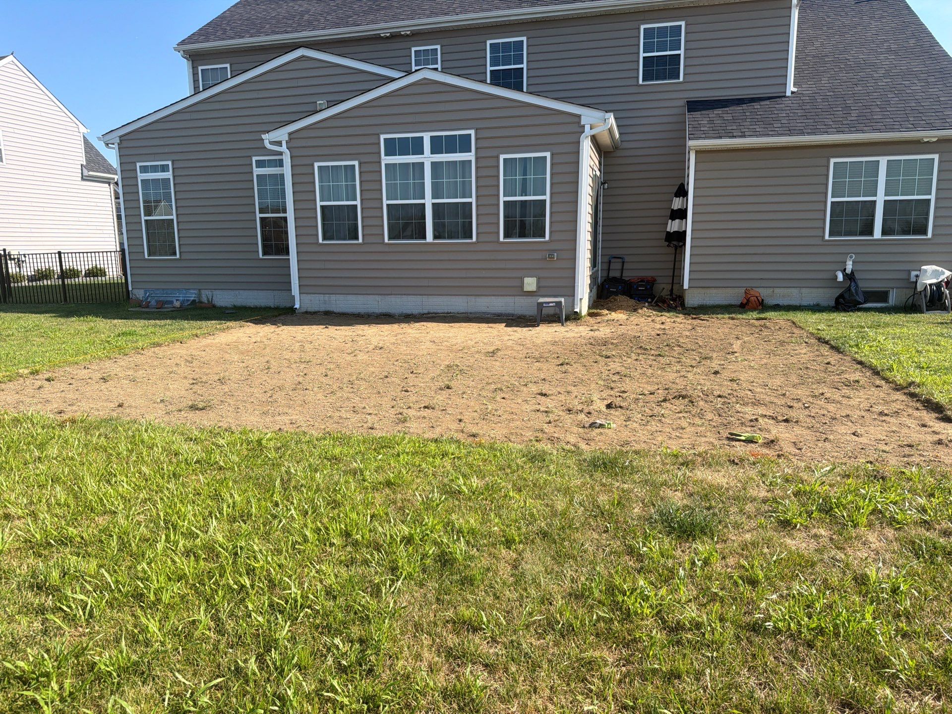 🏡 BELGARD PAVER PATIO WITH DECK STEPS IN MIDDLETOWN, DELAWARE 🔥🧱✨ by Studio G Indoor Spaces & Outdoor Living