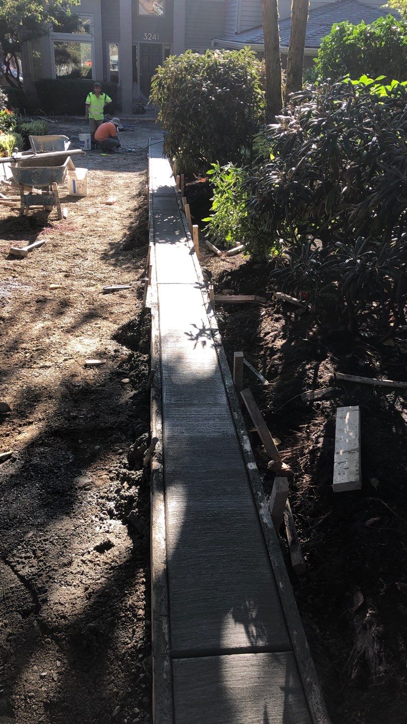 Eggers | Aggregate Finish Driveway, Concrete Project  by Jireh Asphalt & Concrete Inc 