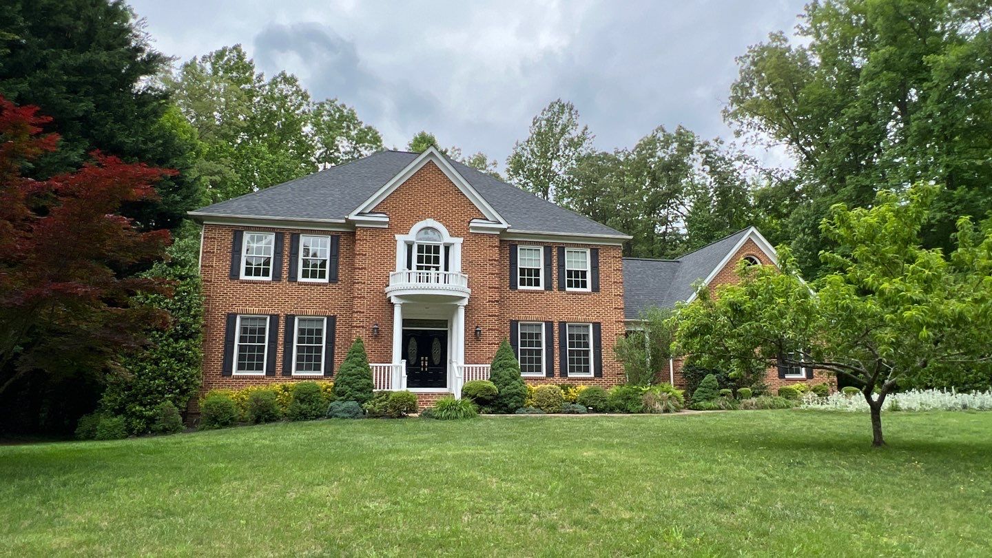 Clifton - CertainTeed Landmark Charcoal Black by RM Banning, Inc.