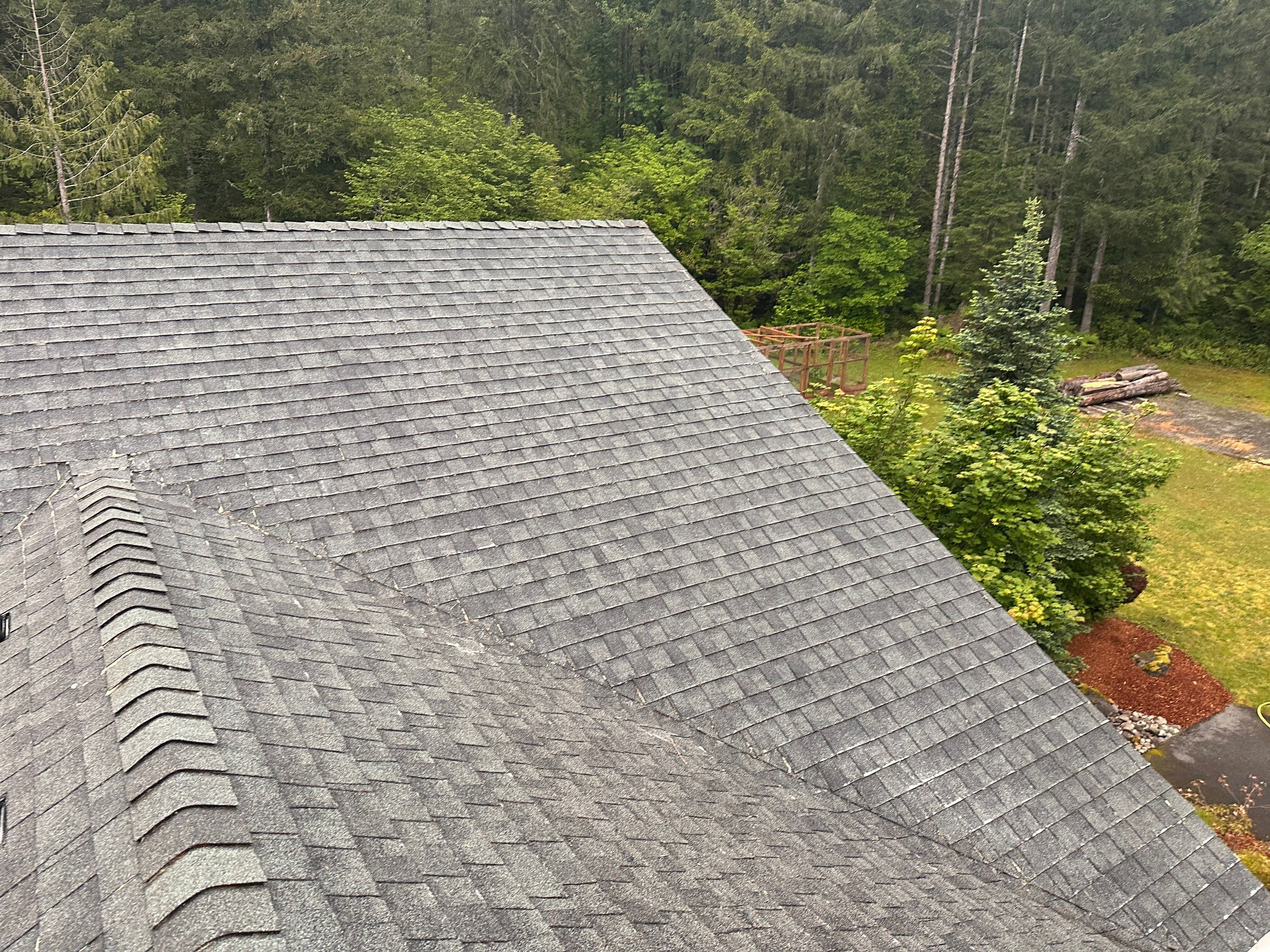 AGS Roof Wash, House Wash, Pressure Wash, Window Cleaning in North Bend by WindowWorks