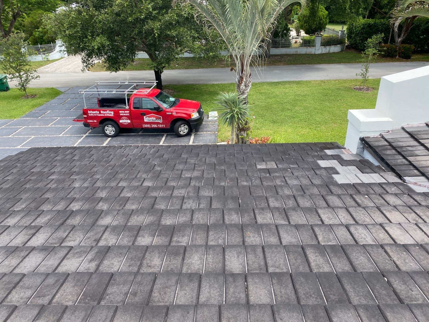 Metal Roof - Galvalume - Medium Bronze by Istueta Roofing