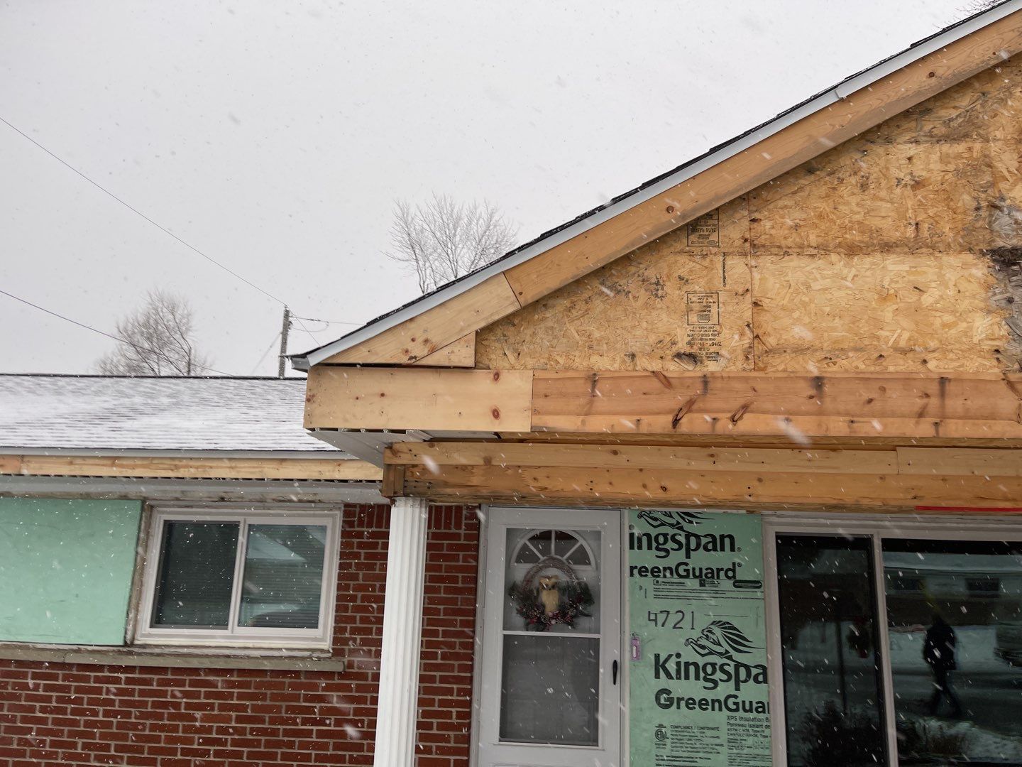 Roof Replacement using CertainTeed Landmark by 180 Contractors