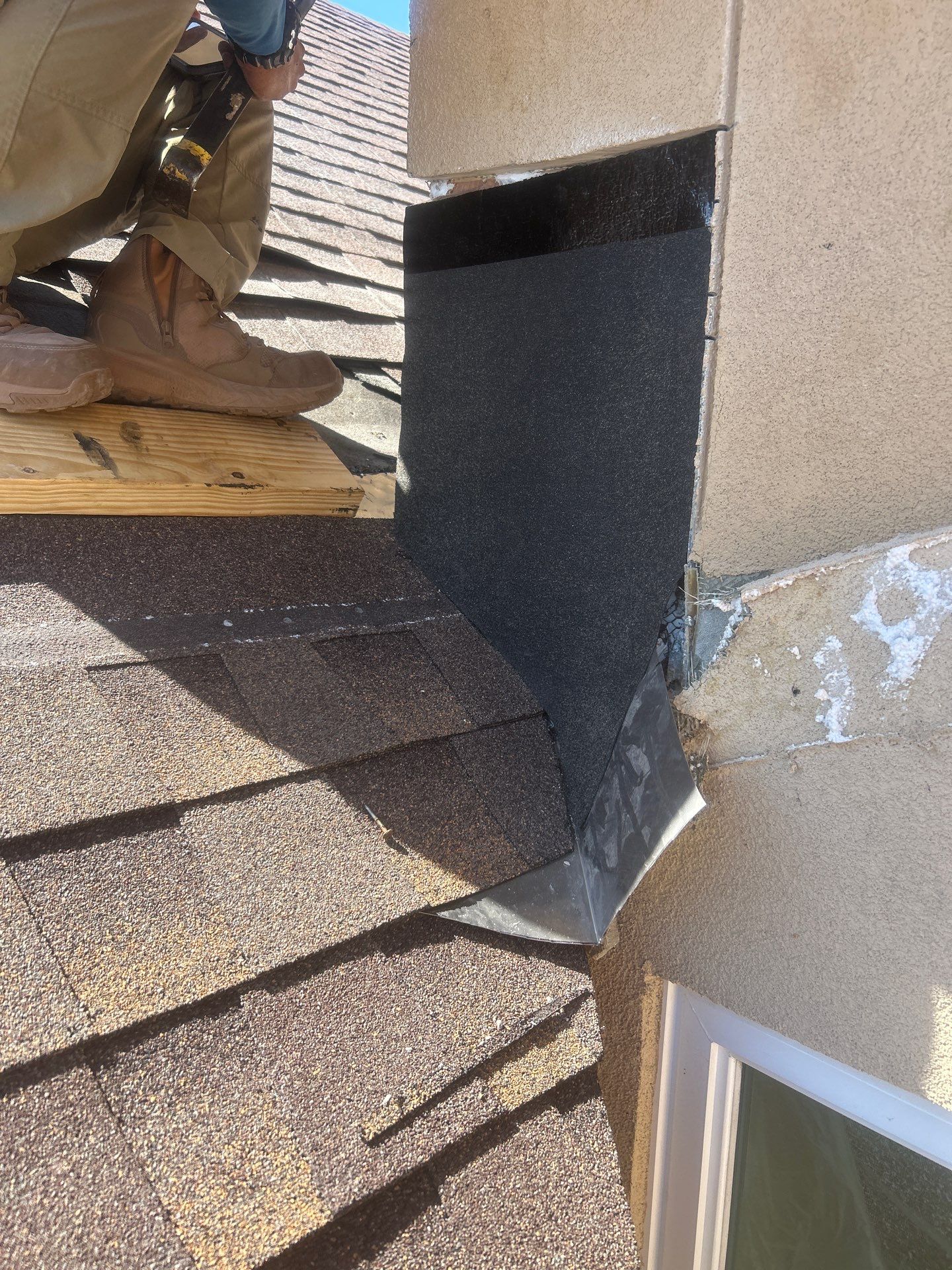 Stucco Problems in Paradise  by Bayfront Roofing and Construction