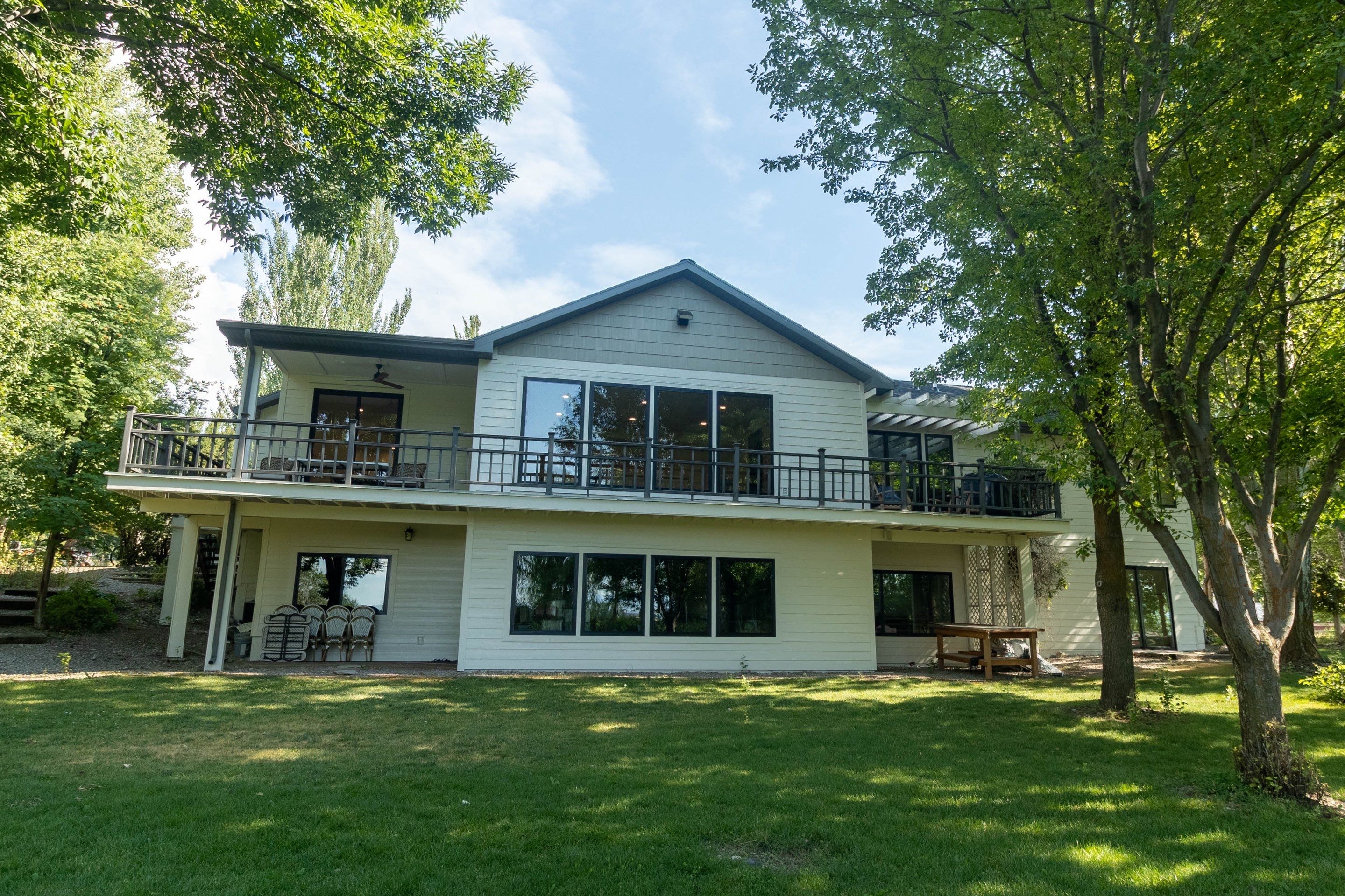 Schnek - Exterior by Garner Construction
