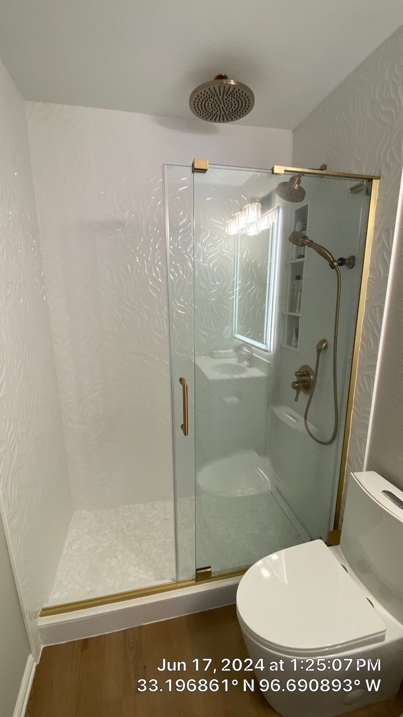 Guest bathroom remodel by SLM General Contractors & Roofing