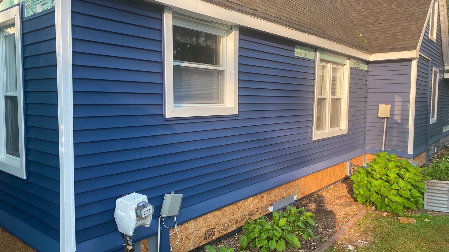 Siding Replacement using Certainteed Restoration Classic D4 by 180 Contractors