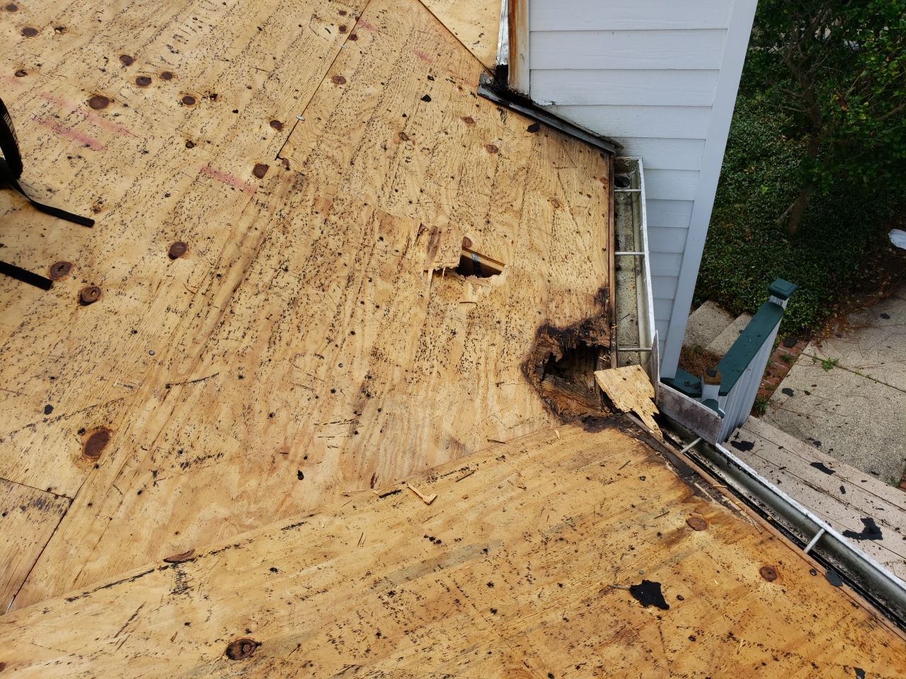 Residential Roofing Installation using Roof Replacement by American Roofing & Construction LLC