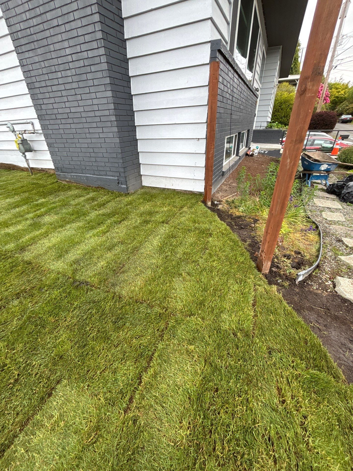 Retaining Wall & Fence Installation  by Jireh Asphalt & Concrete Inc 