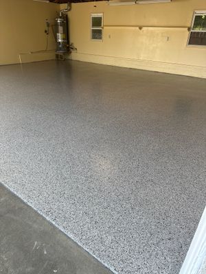 Polyurea Garage Floor Coating with Coyote Chips in San Luis Obispo