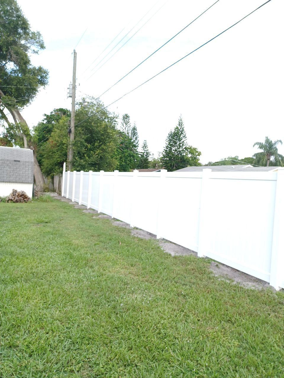 Sarasota, FL 6ft. Tall White Vinyl Privacy Fence by Asap fence and gates, LLC