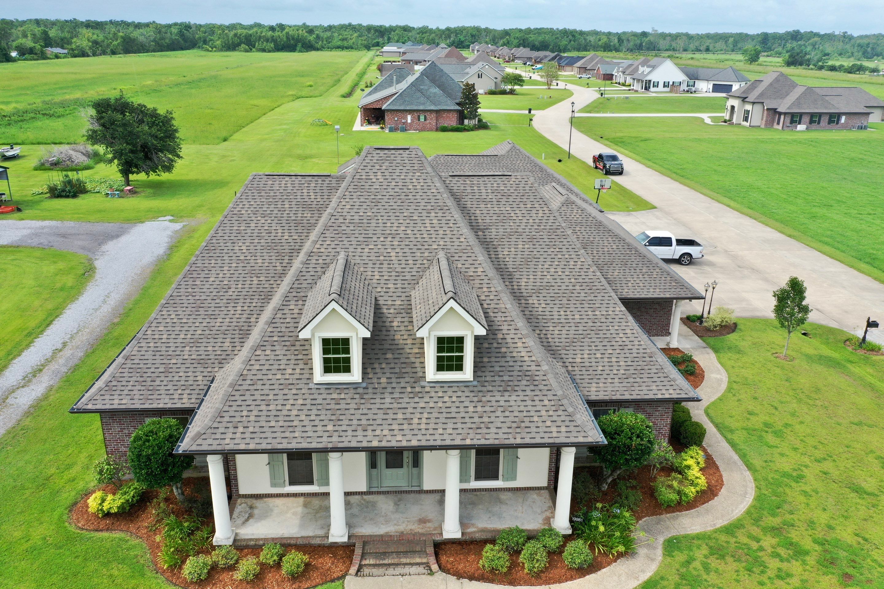 Atlas Pinnacle Pristine Weathered Shadow by Top Team Roofing & Construction