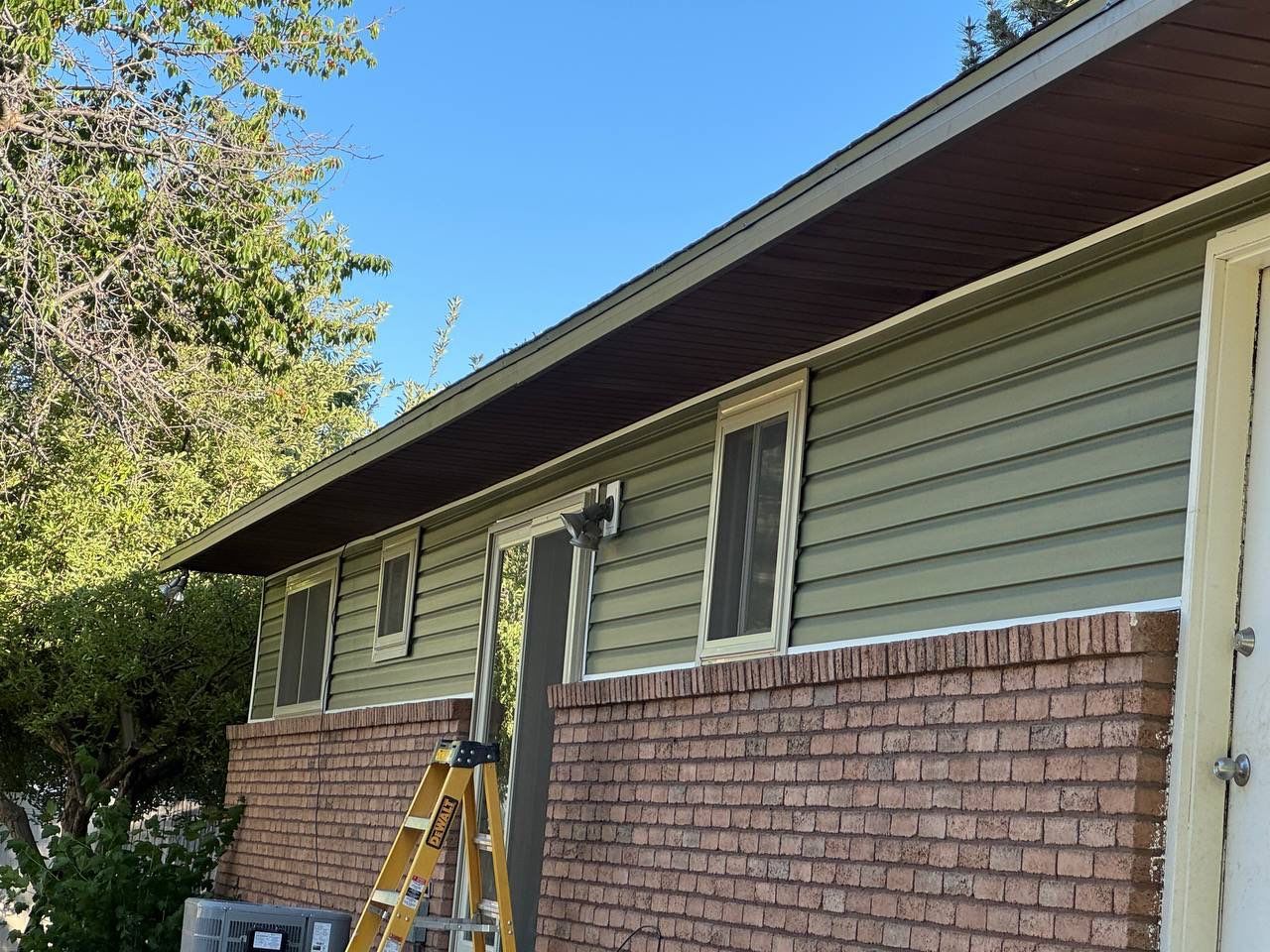 Orem | Premium Vinyl Upgrade & Hardie Accents | Musket Brown & Arctic White by Ideal Siding Utah