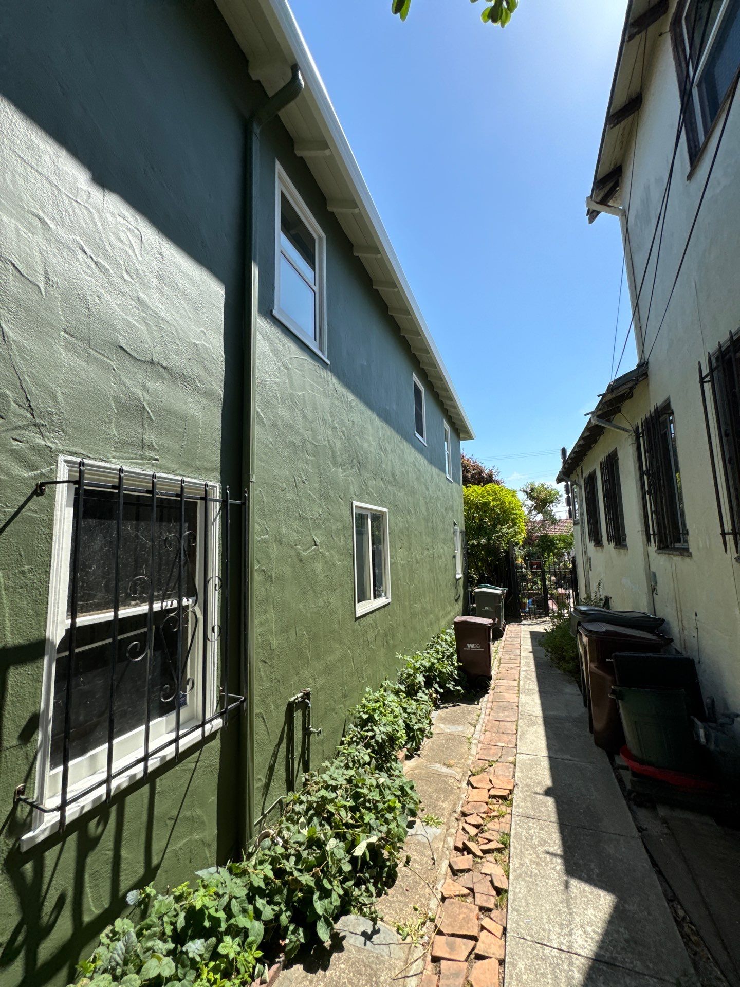 Project in Oakland by Herrera’s Bay Area Painting inc.