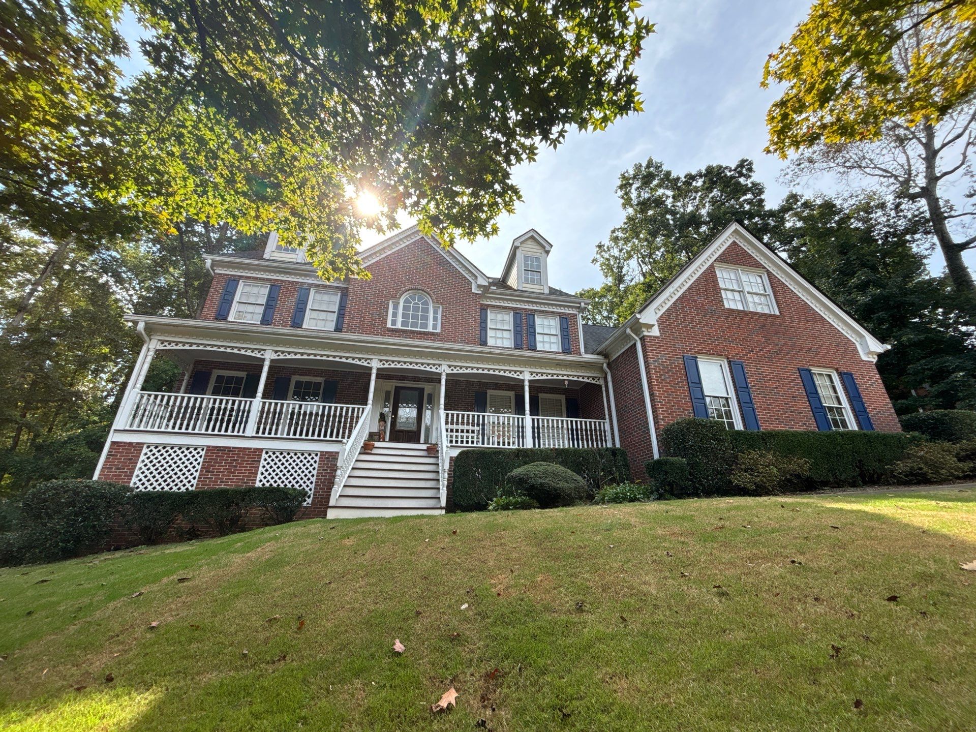 53 Window Replacements with Master 2800 Series Vinyl Replacement Windows and James Hardie Siding Installation by Nelson Exteriors 