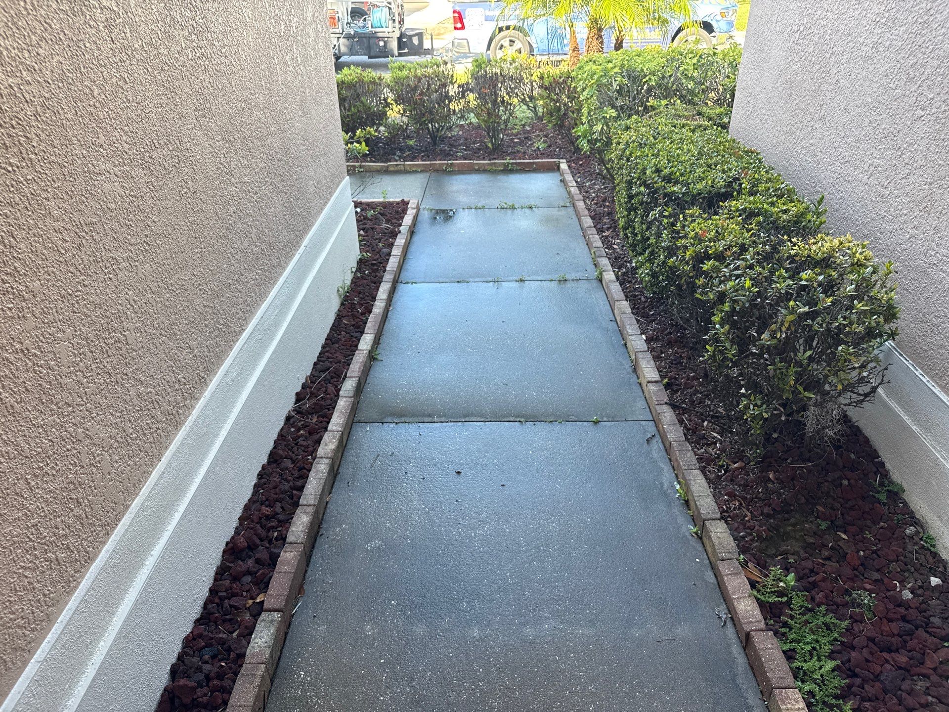 Driveway, Pool Deck & Lanai Cleaning – Heritage Harbour Golf Club, Bradenton, FL by Sunshine AquaWash
