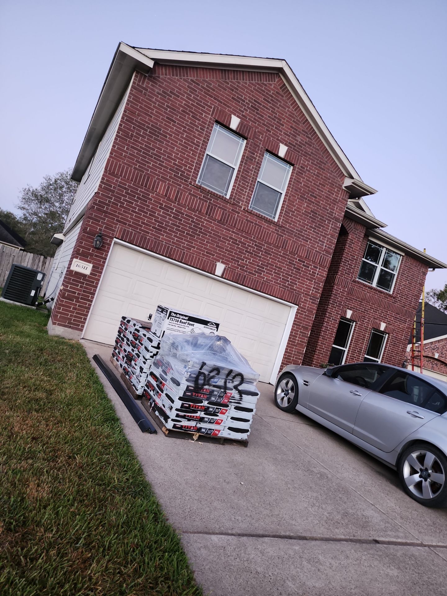 Residential Roofing Installation using Owen's Corning Duration (Lifetime) Shingles by Roof Repair Company