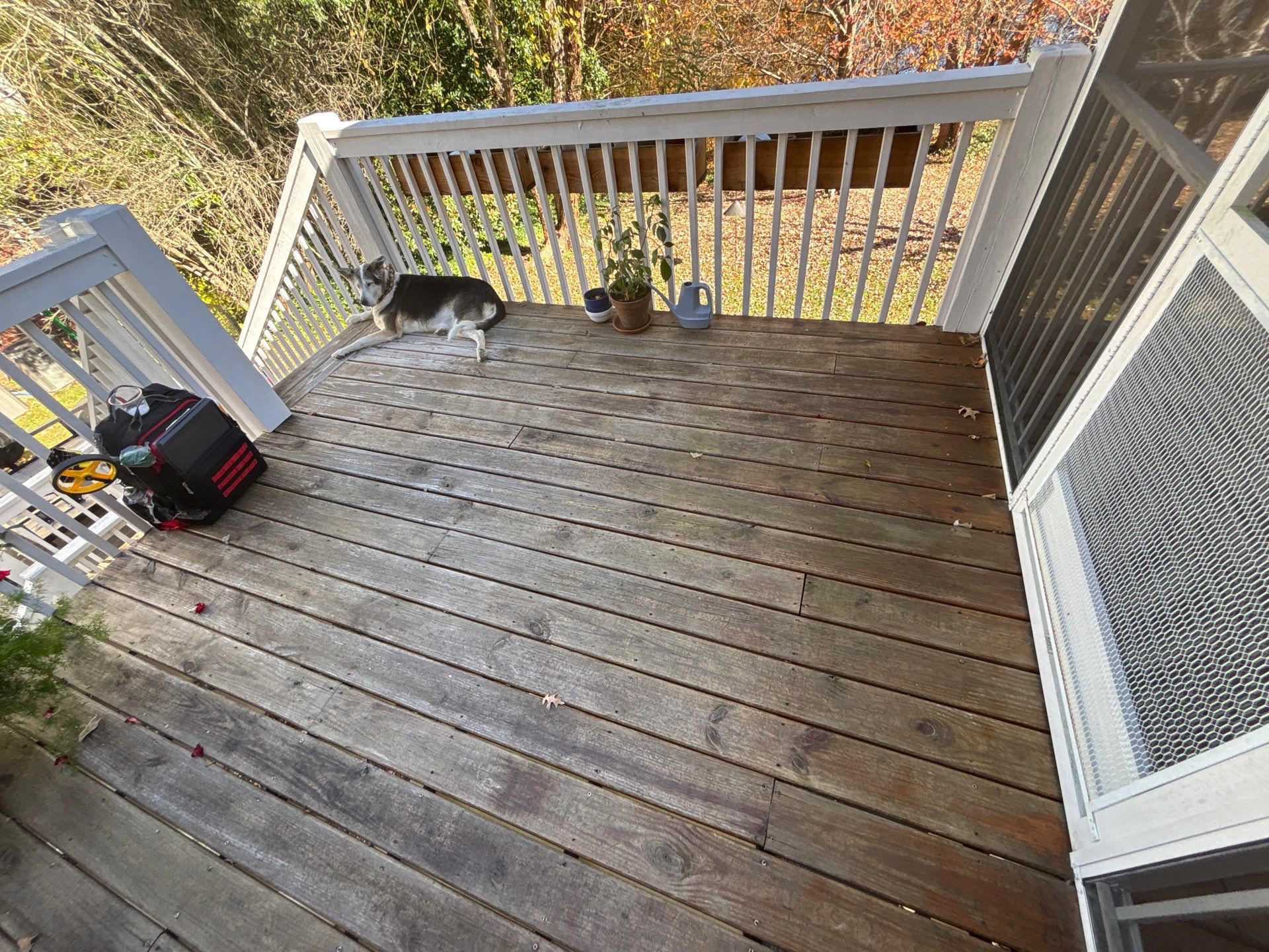 Wood Deck using Wood Sealant by DuraSeal
