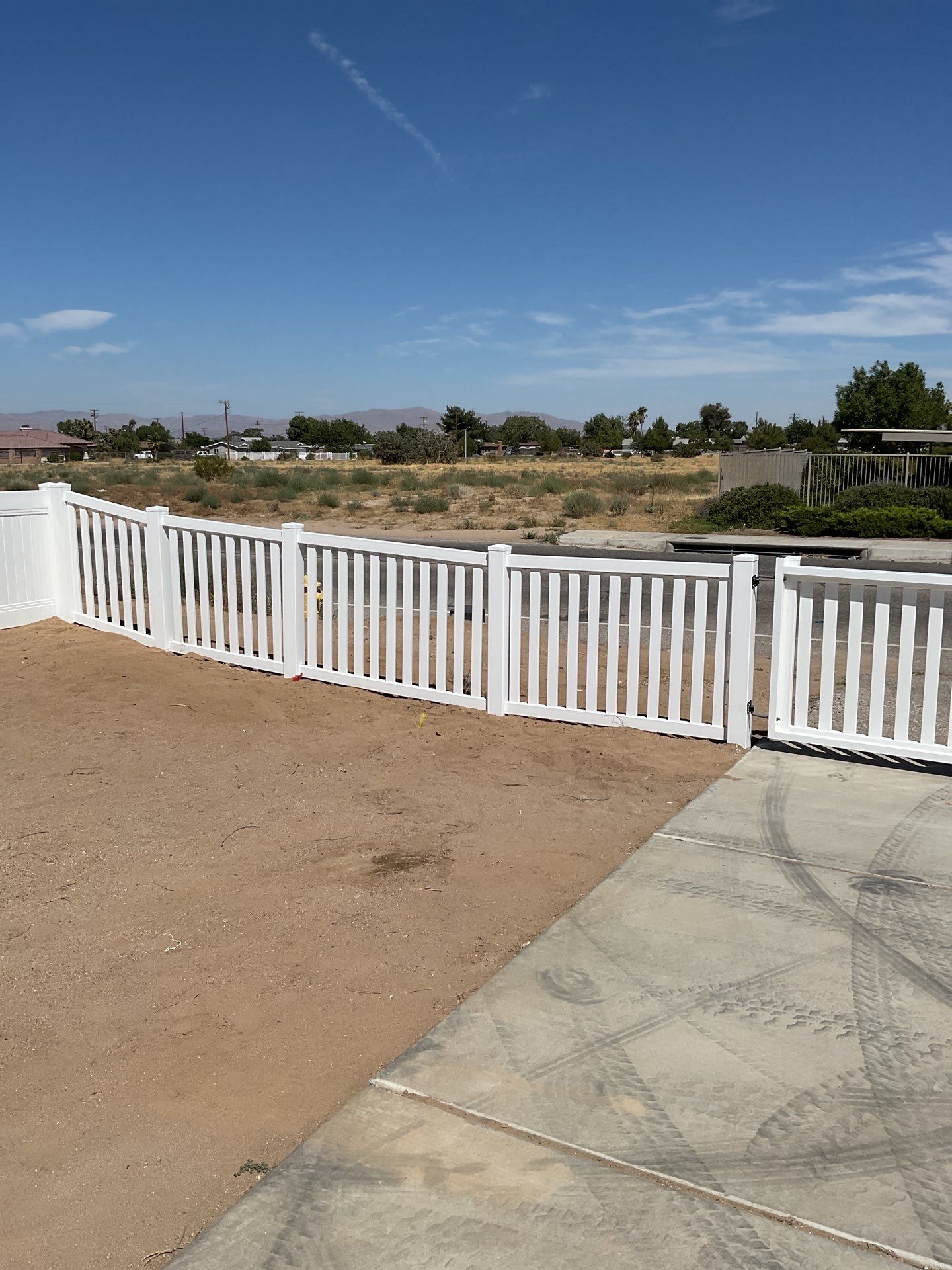 Fence Installation using vinyl pickett by Fence Guys Inc.
