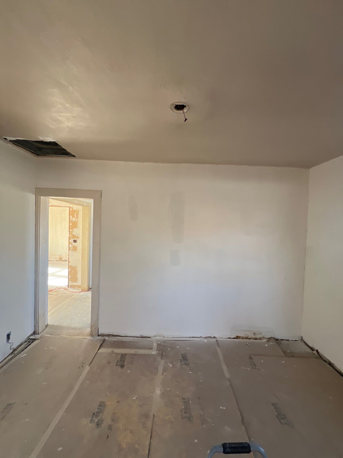 From Drab to Fab: A Spectacular Home Renovation by Castro Brothers Solutions