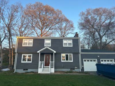 Siding Installation using Royal Building Products Carbon