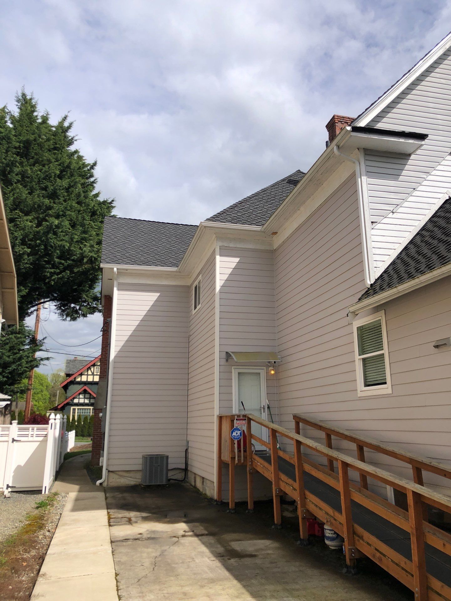 Project in Snohomish by Peaks and Valleys Construction