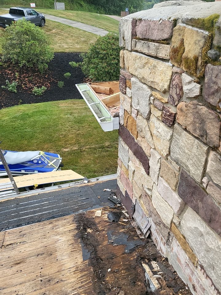 ATLAS PINNACLE HP W/SCOTCHGARD COLOR: WEATHERED WOOD by Eagle Eye Roofing