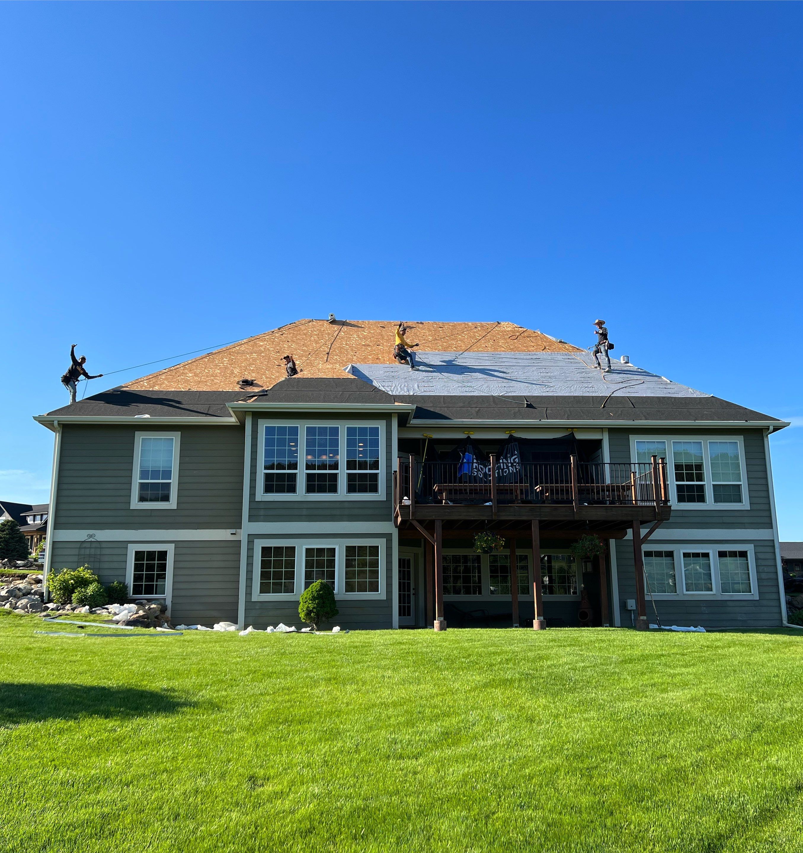 GAF Timberline HDZ - Weathered Wood by Montana Roofing Solutions