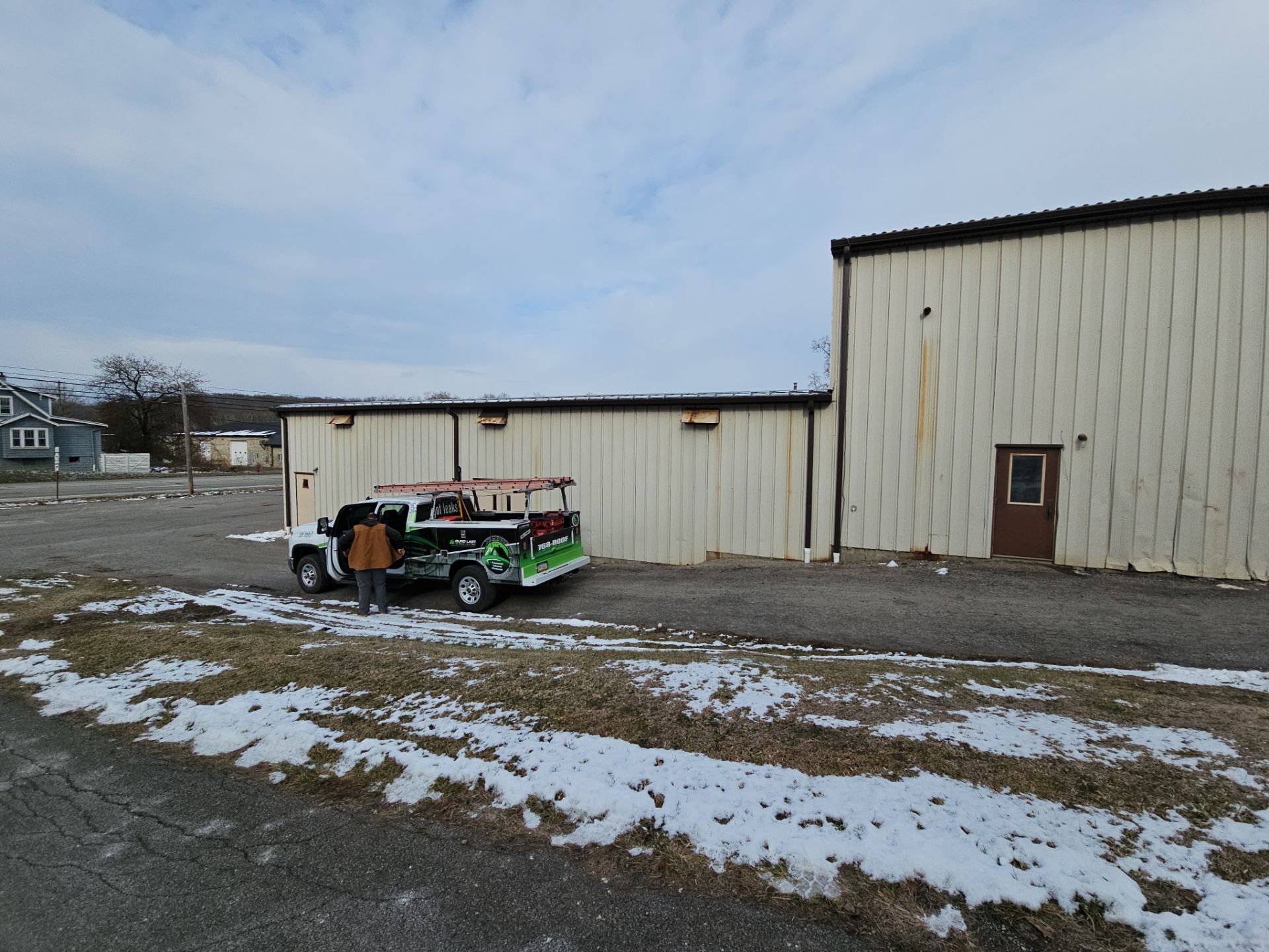 HP Starr For Lezzer Lumber  by 768 ROOF, LLC.