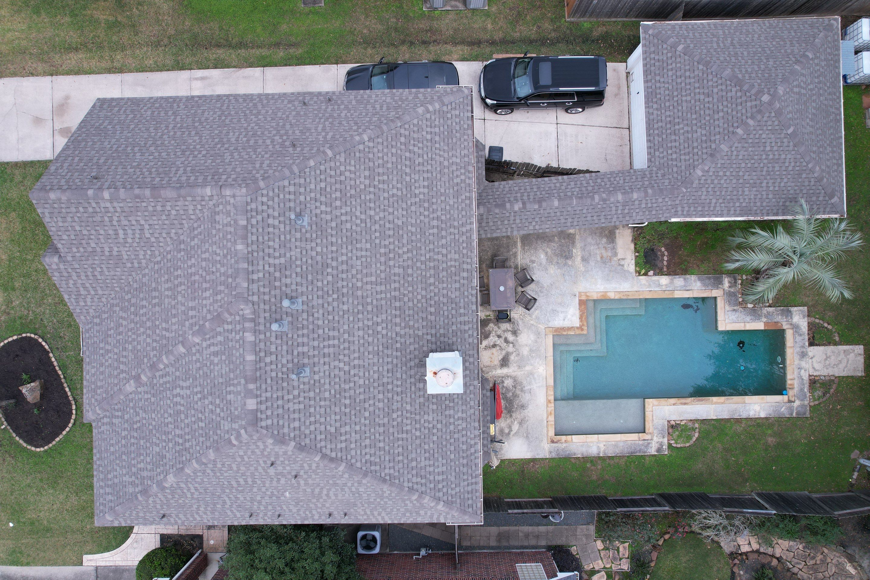 TAMKO Titan XT Weathered Wood by STX Roofing