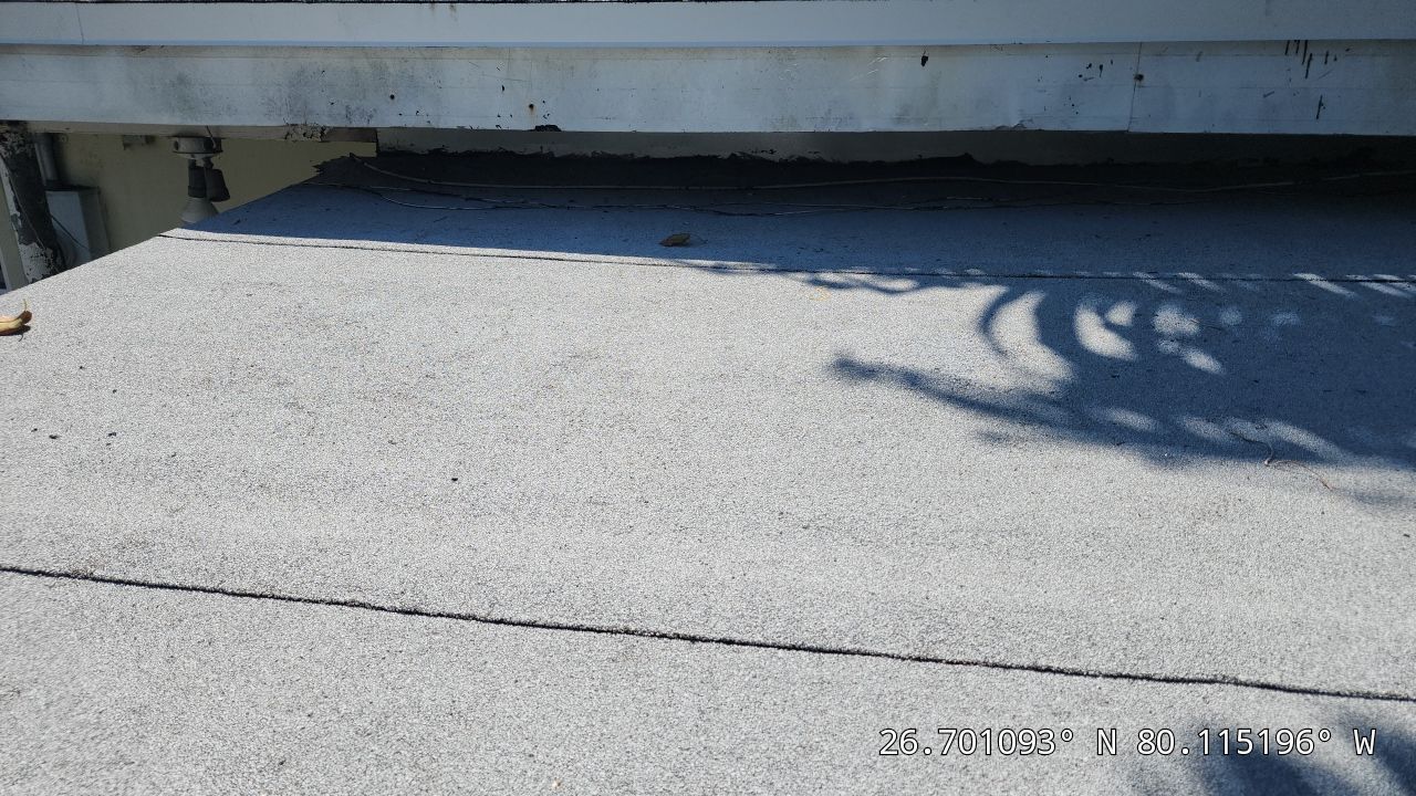 Flat Roof Repair in West Palm Beach – Professional, Efficient, and Leak-Free Solutions by Aastro Roofing