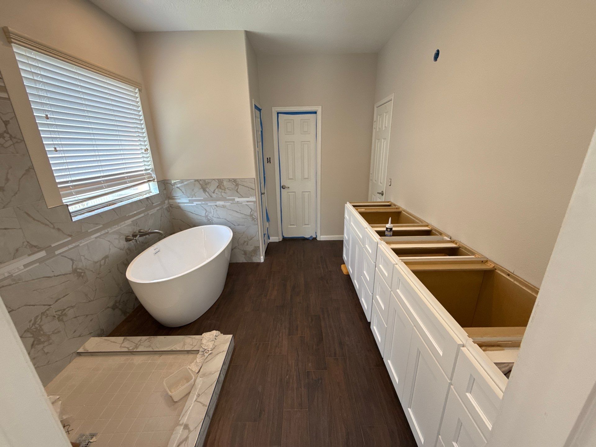 Bathroom and Ktichen Remodel in The Woodlands by SophAlx LLC