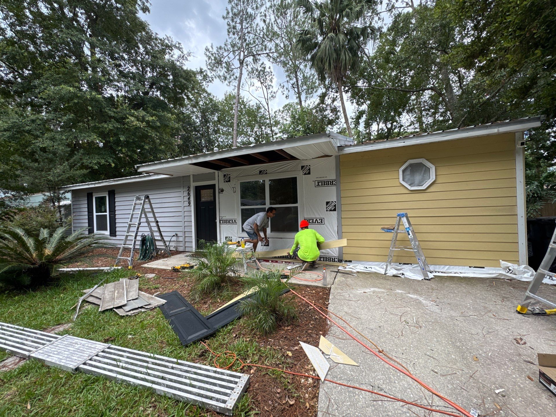 Getting To It In Gainesville by Axtra Hand