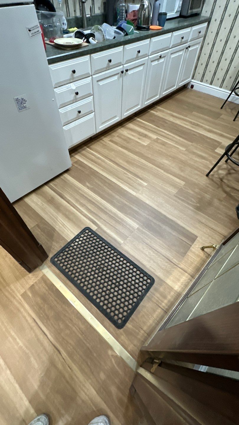 Loose Lay Project in McMurray by Floors in a Day, Inc