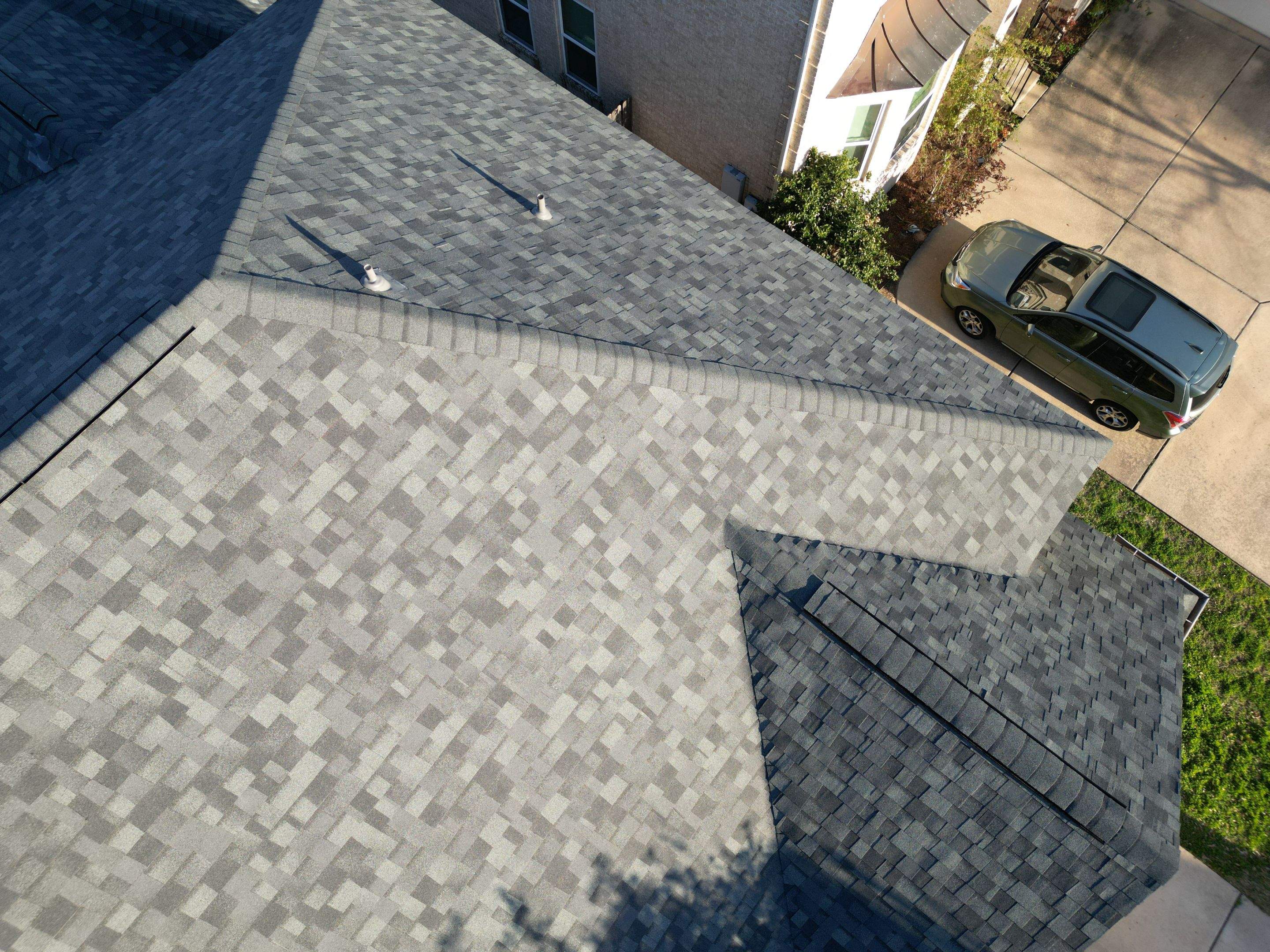 Estate Gray - Owens Corning TruDefinition Duration by RoofsOnly.com