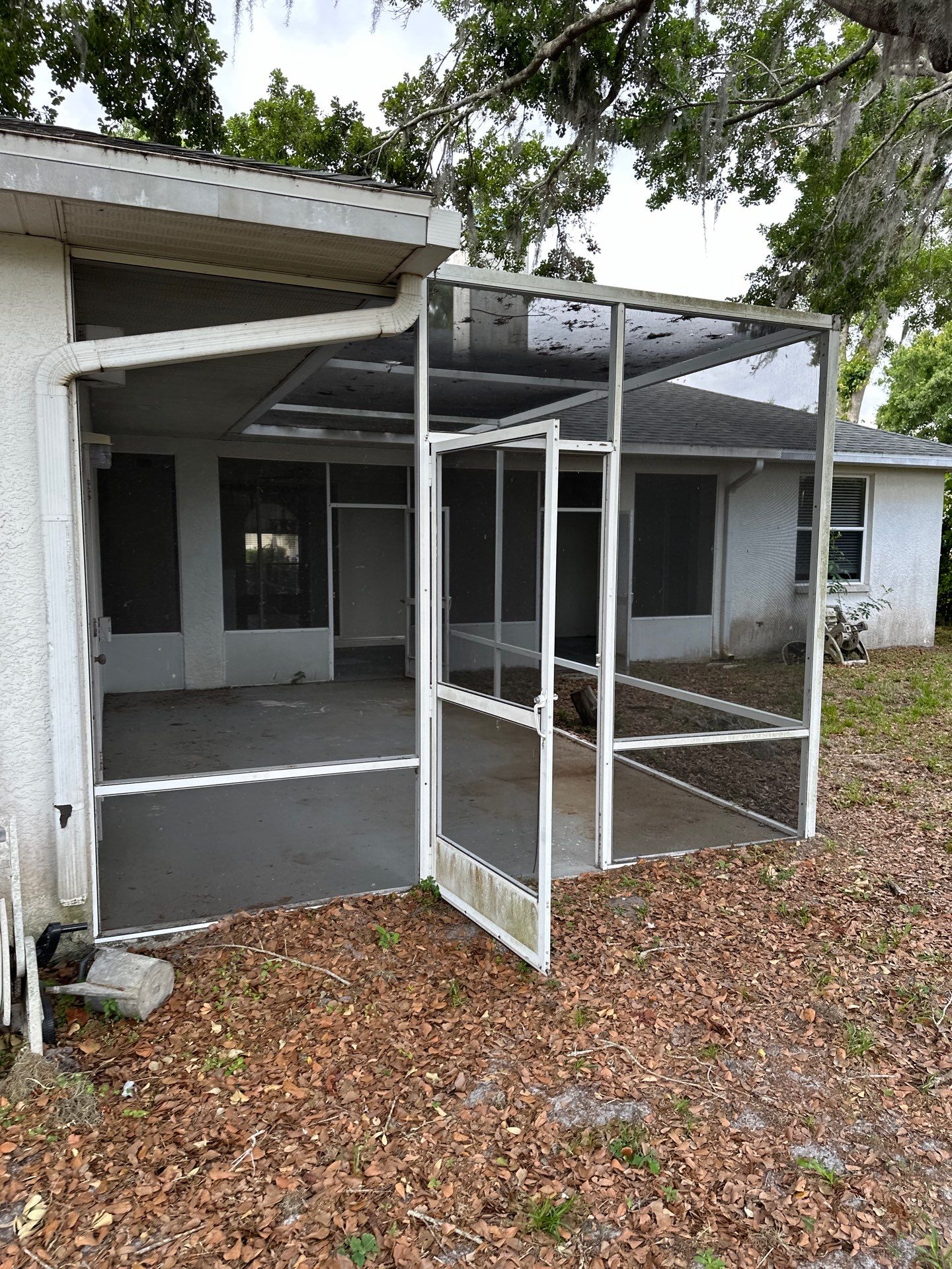 1-Story House Wash, Driveway, Patio/Lanai & Screen Enclosure Cleaning in Oakley Community, Ellenton, FL | Sunshine AquaWash by Sunshine AquaWash