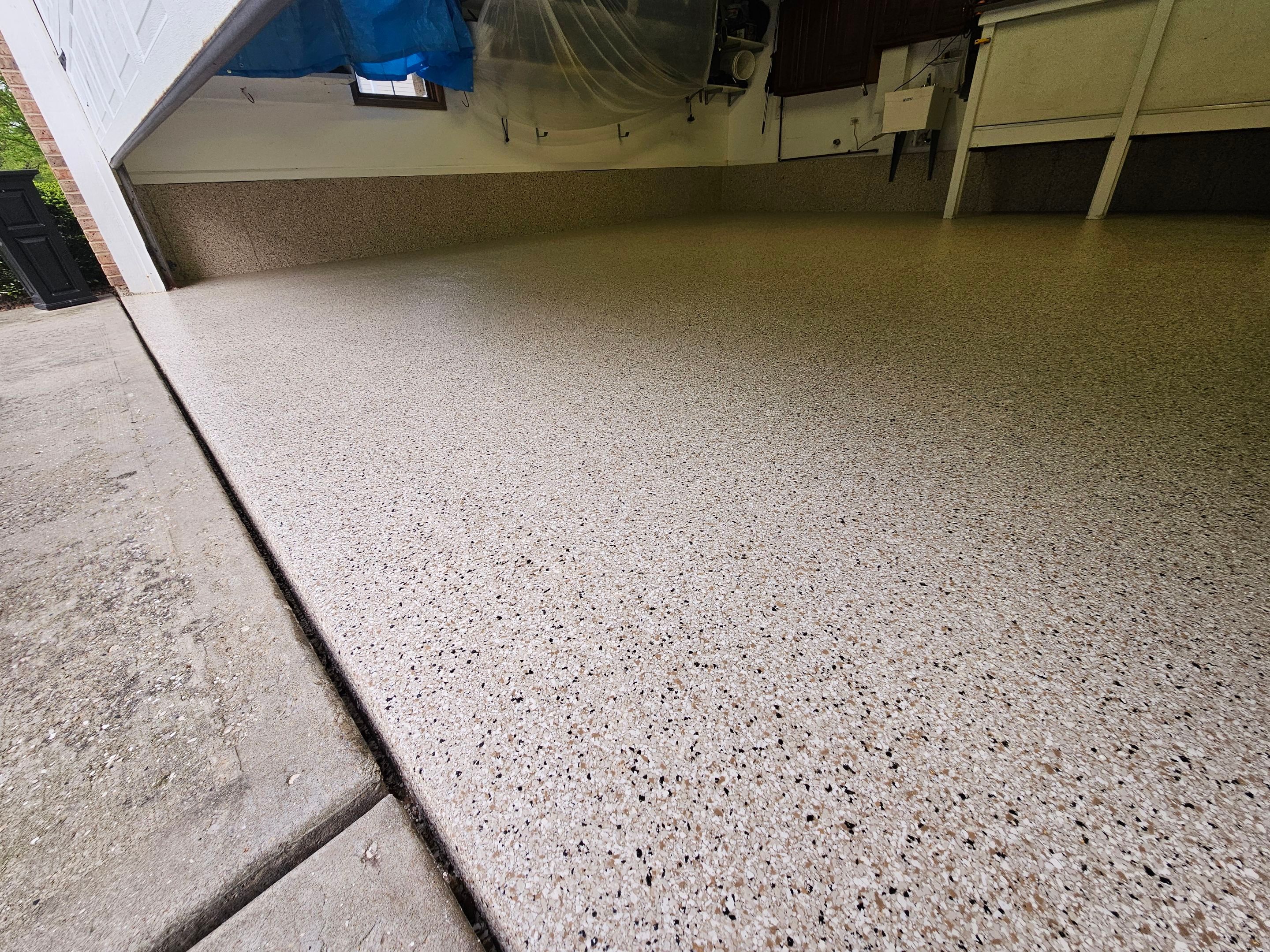 Shoreline Flake Garage Floor  by Level 10 Coatings
