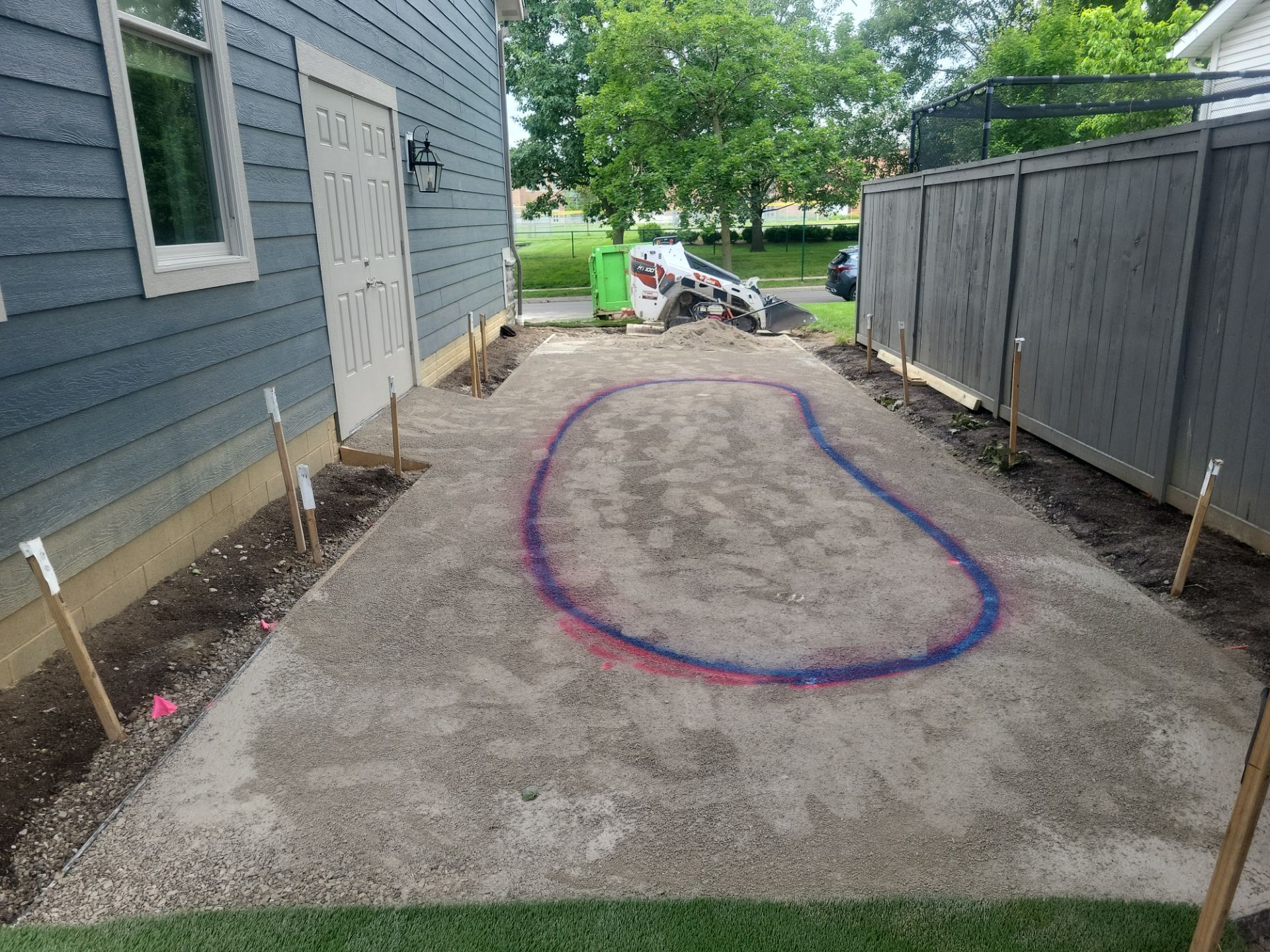 Custom Synthetic Lawn and Putting Green Installation in Upper Arlington by Southwest Greens Midwest