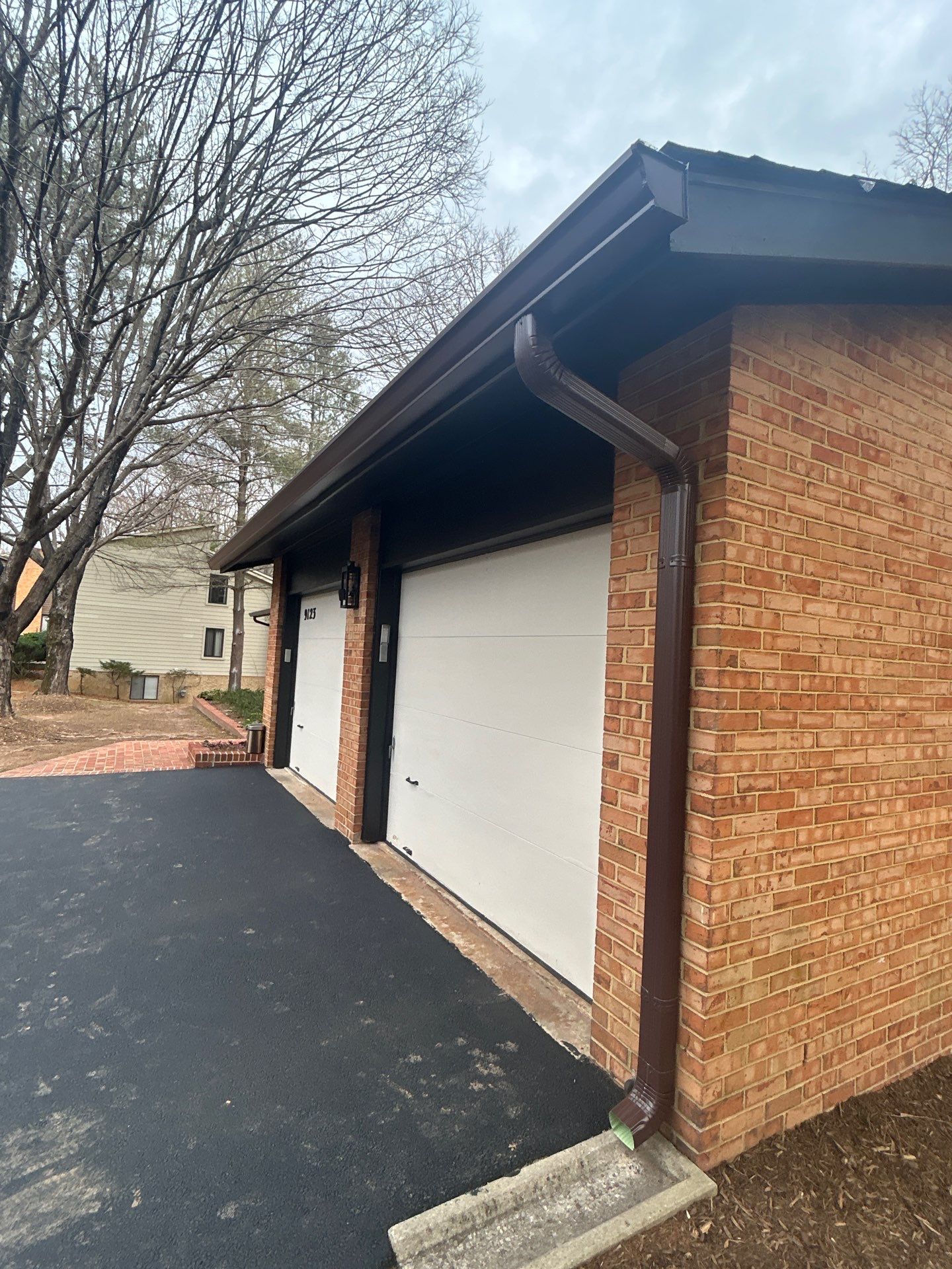 Vienna: Residential Roof Replacement with CertainTeed Landmark in Heather Blend by RM Banning, Inc.