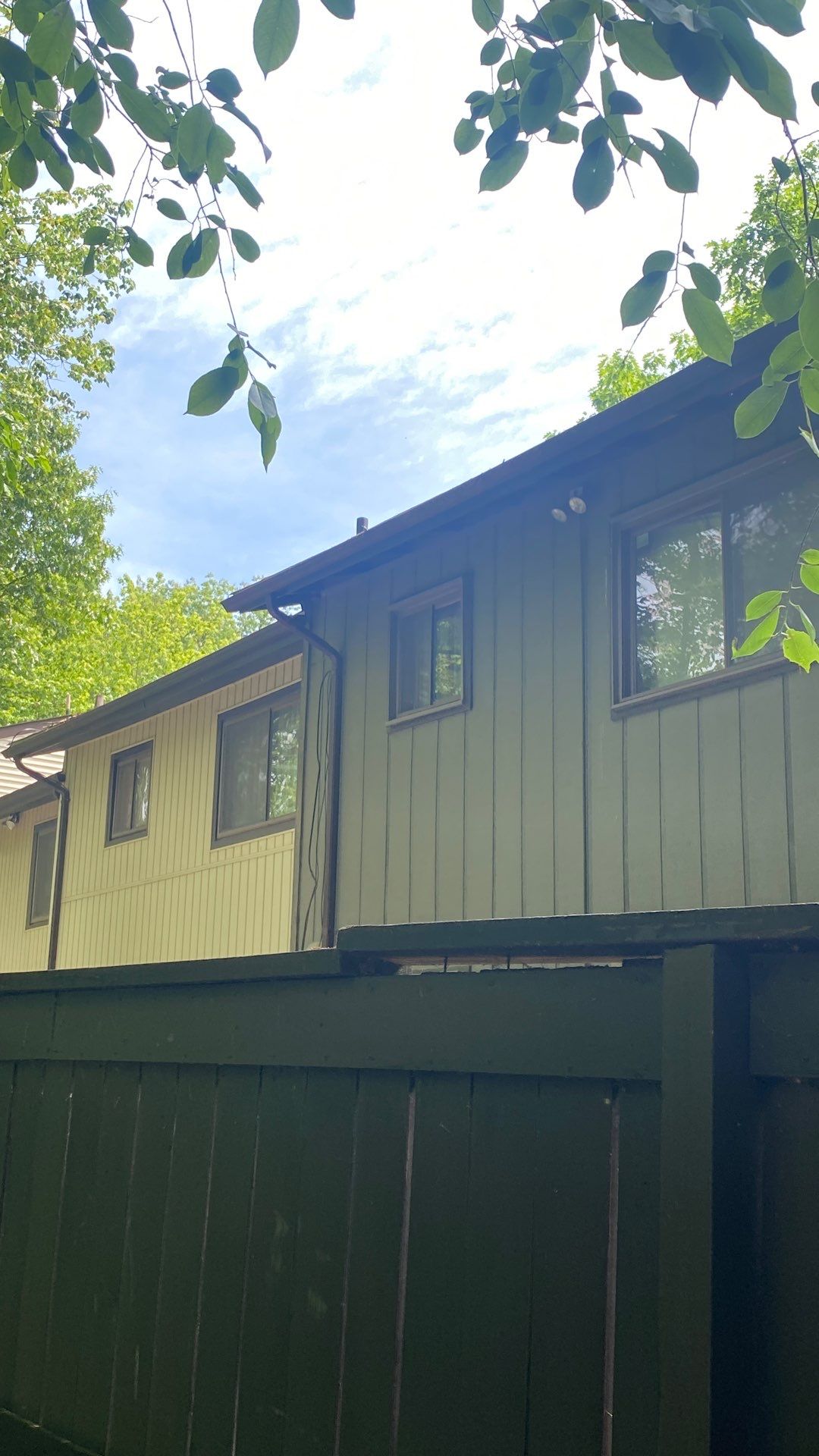 Reston: Residential Siding Replacement with James Hardie Statement Beaded Plank in Cappuccino Muffin by RM Banning, Inc.