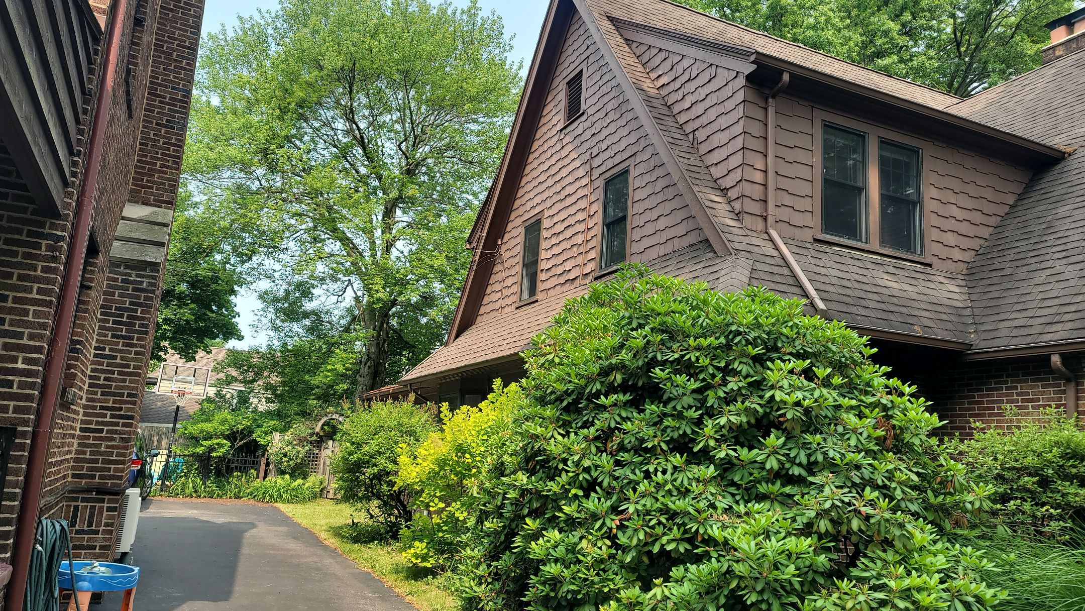 Atlas Pinnacle, Color, Majestic Shake, Drip Edge, Color, Musket Brown by Eagle Eye Roofing