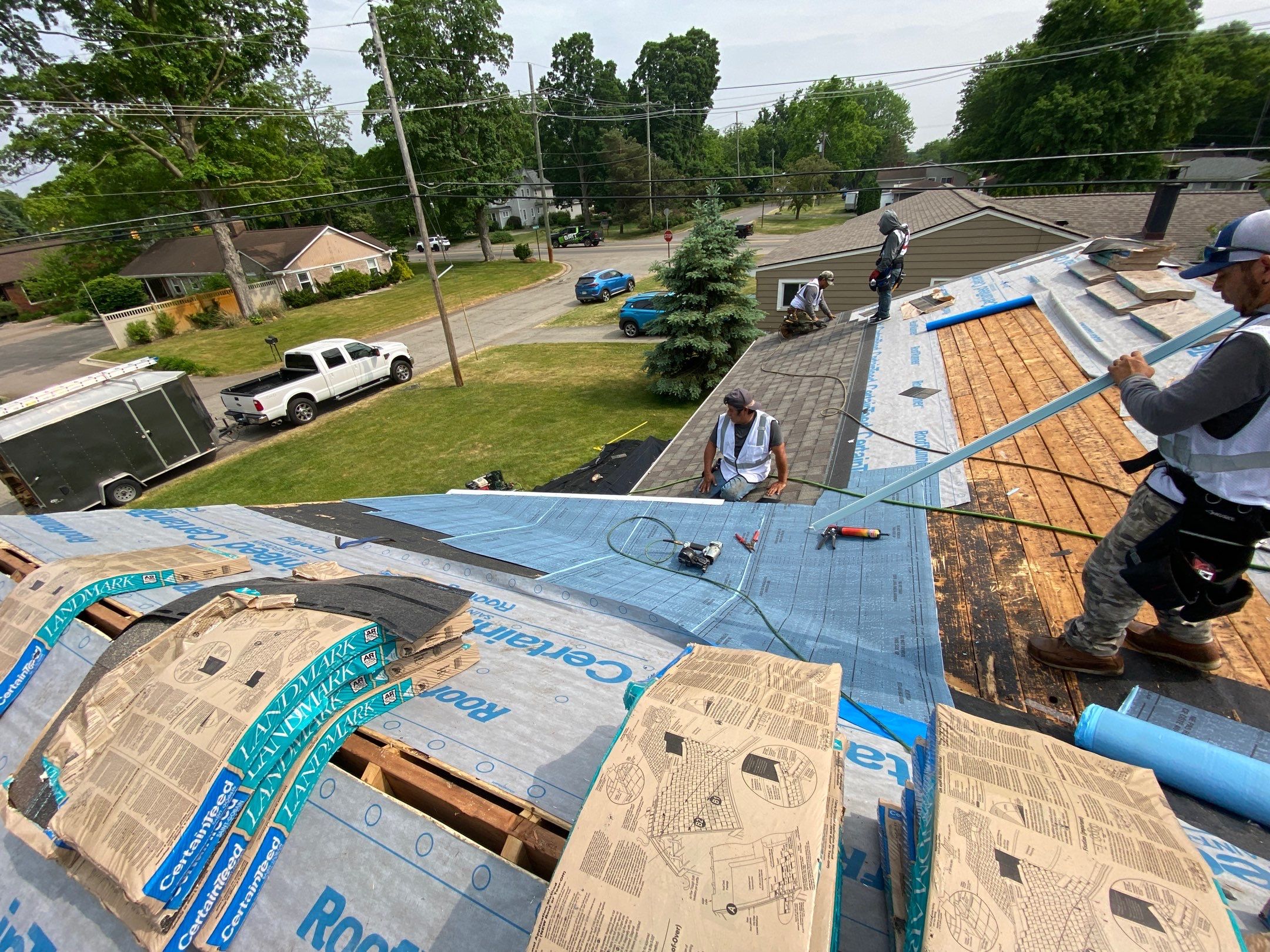 Roof Replacement using CertainTeed Landmark by 180 Contractors