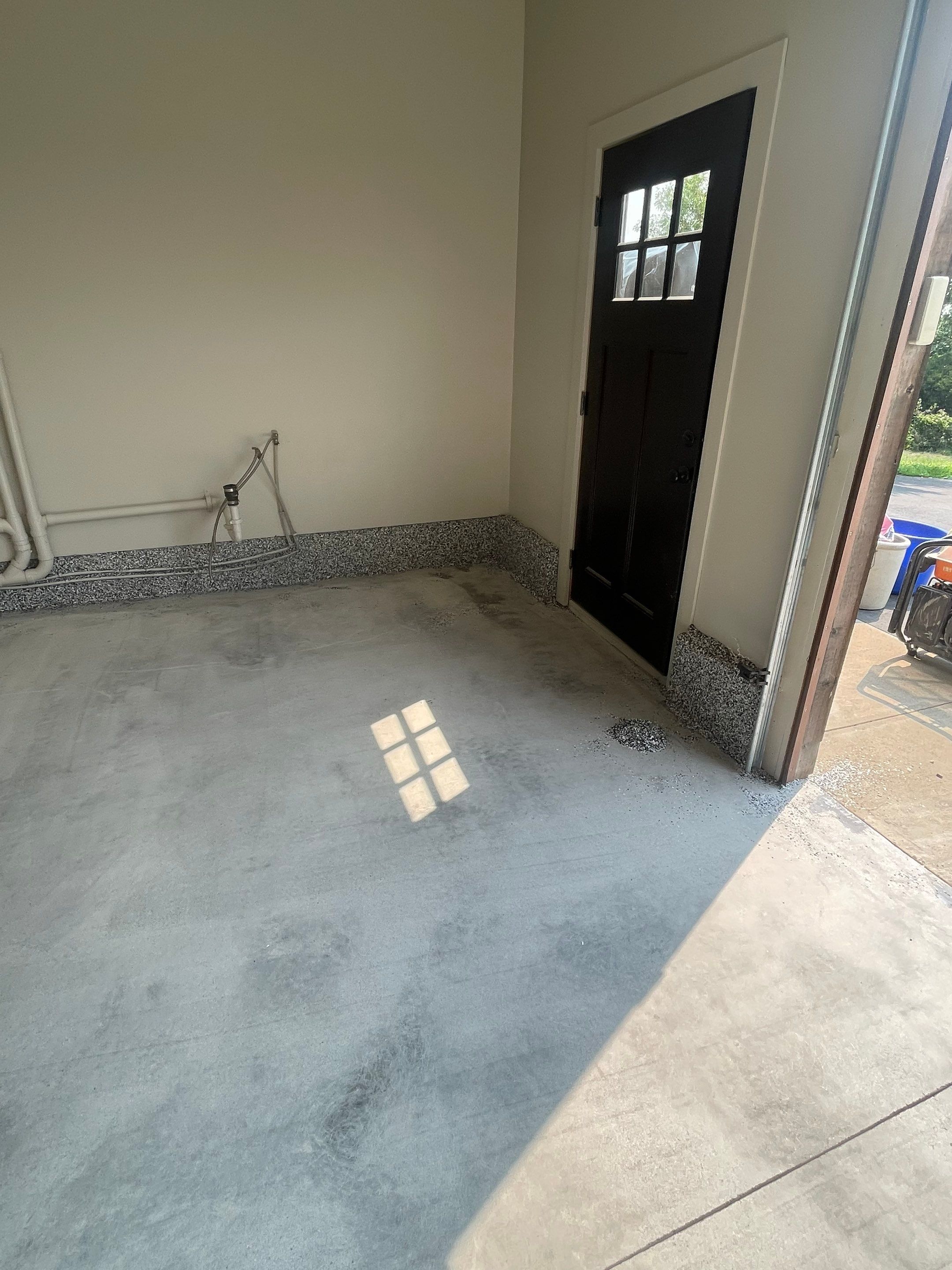Domino Flake Floor Coating and Crack Repair in Chancellor by Select Painting, Coatings & Garage Cabinets