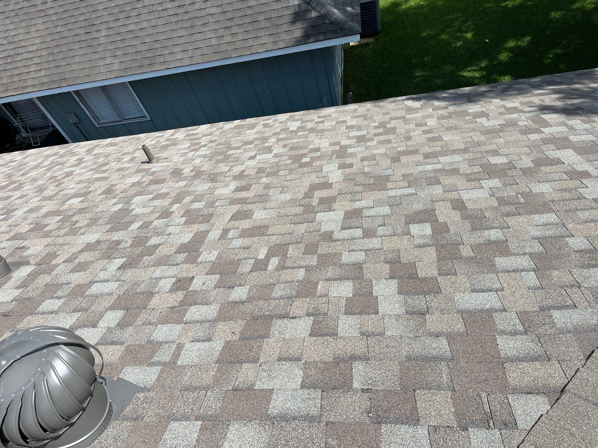 Residential Roofing Installation using Owen's Corning Duration (Lifetime) Shingles by Roof Repair Company