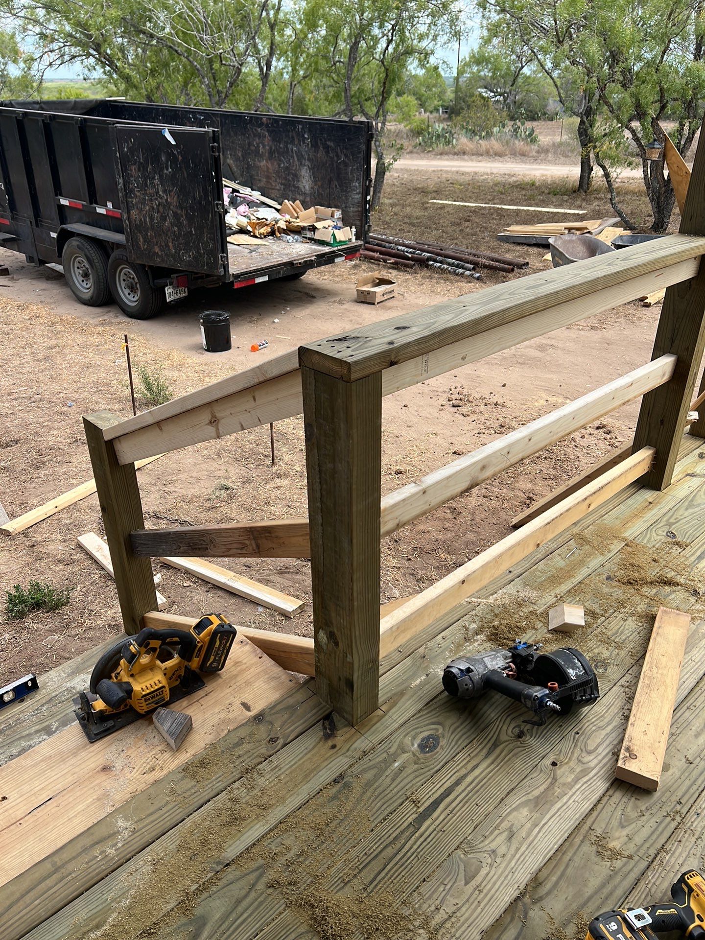 Front Porch Sitt'n by Bayfront Roofing and Construction