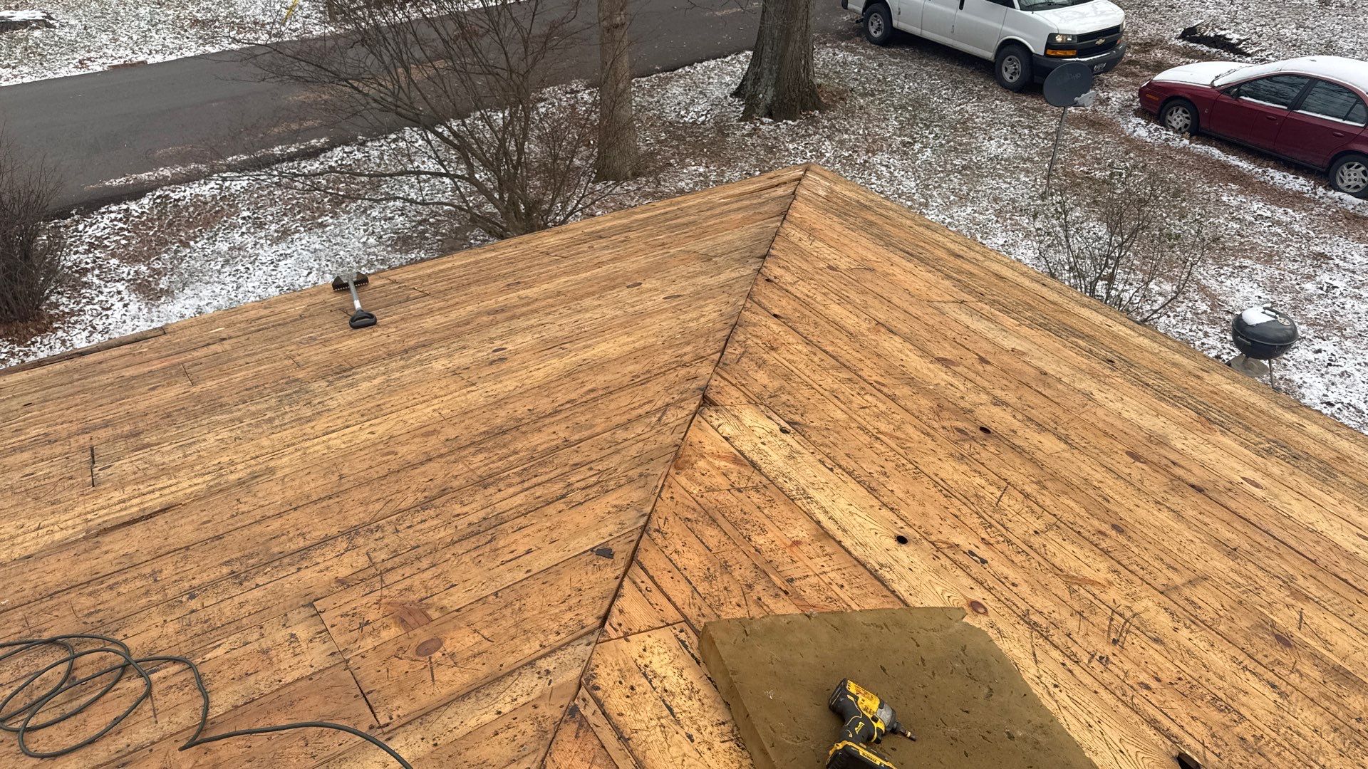 Residential Roofing Installation using Timberline UHDZ Shingles - Barkwood by RoofX 