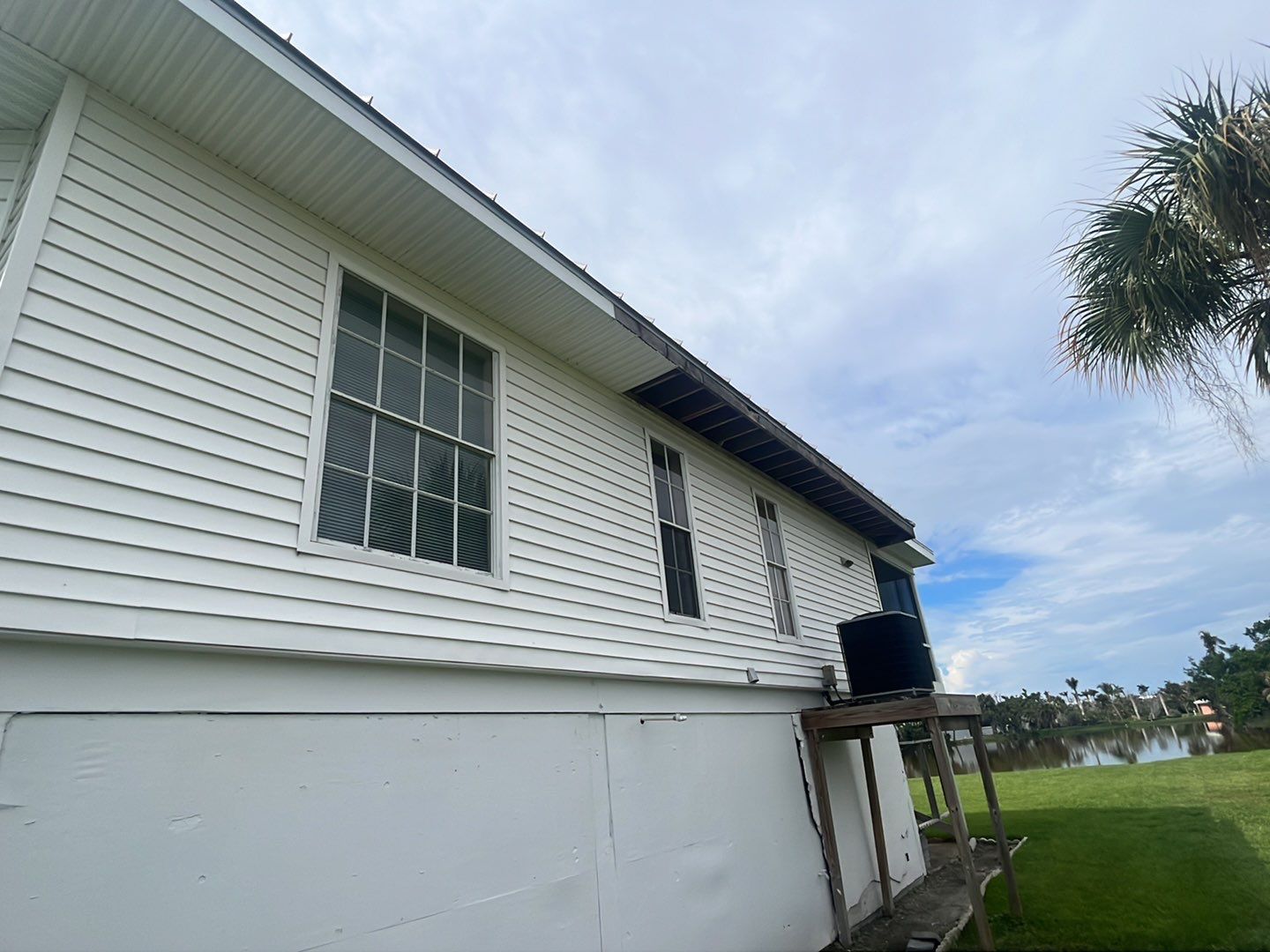 Soffit and Fascia Installation in Sanibel FL by Gutter Professors