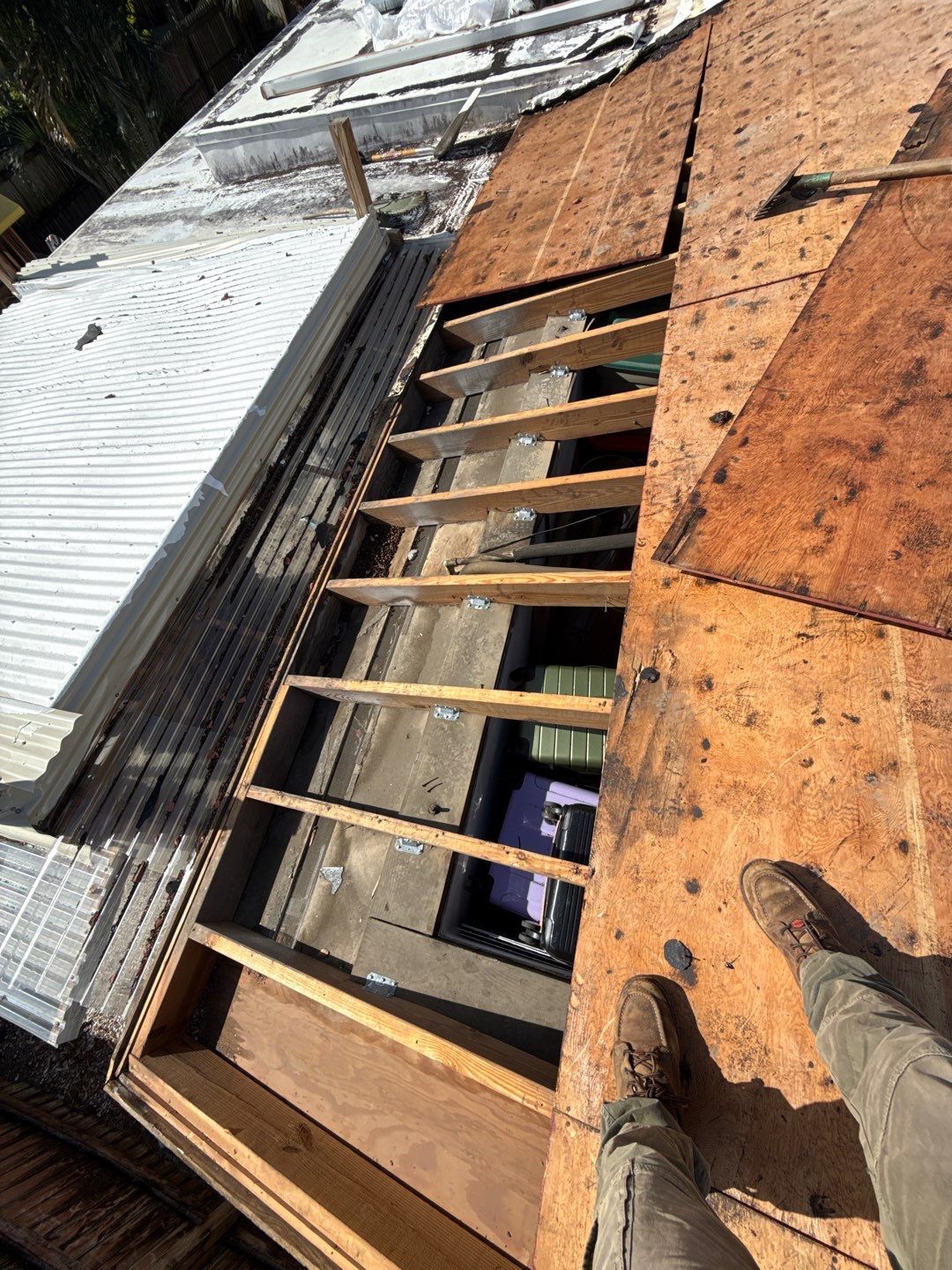 Project in Clearwater 33763 by Mitchell Roofing Company LLC 