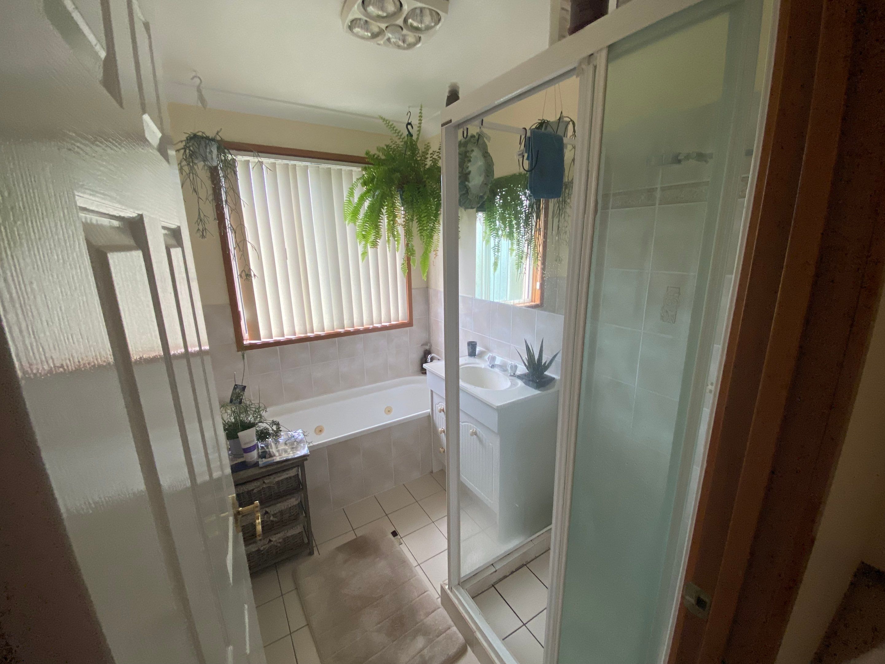 Double Bathroom & Double Toilet Renovation by Re-seal Bathrooms